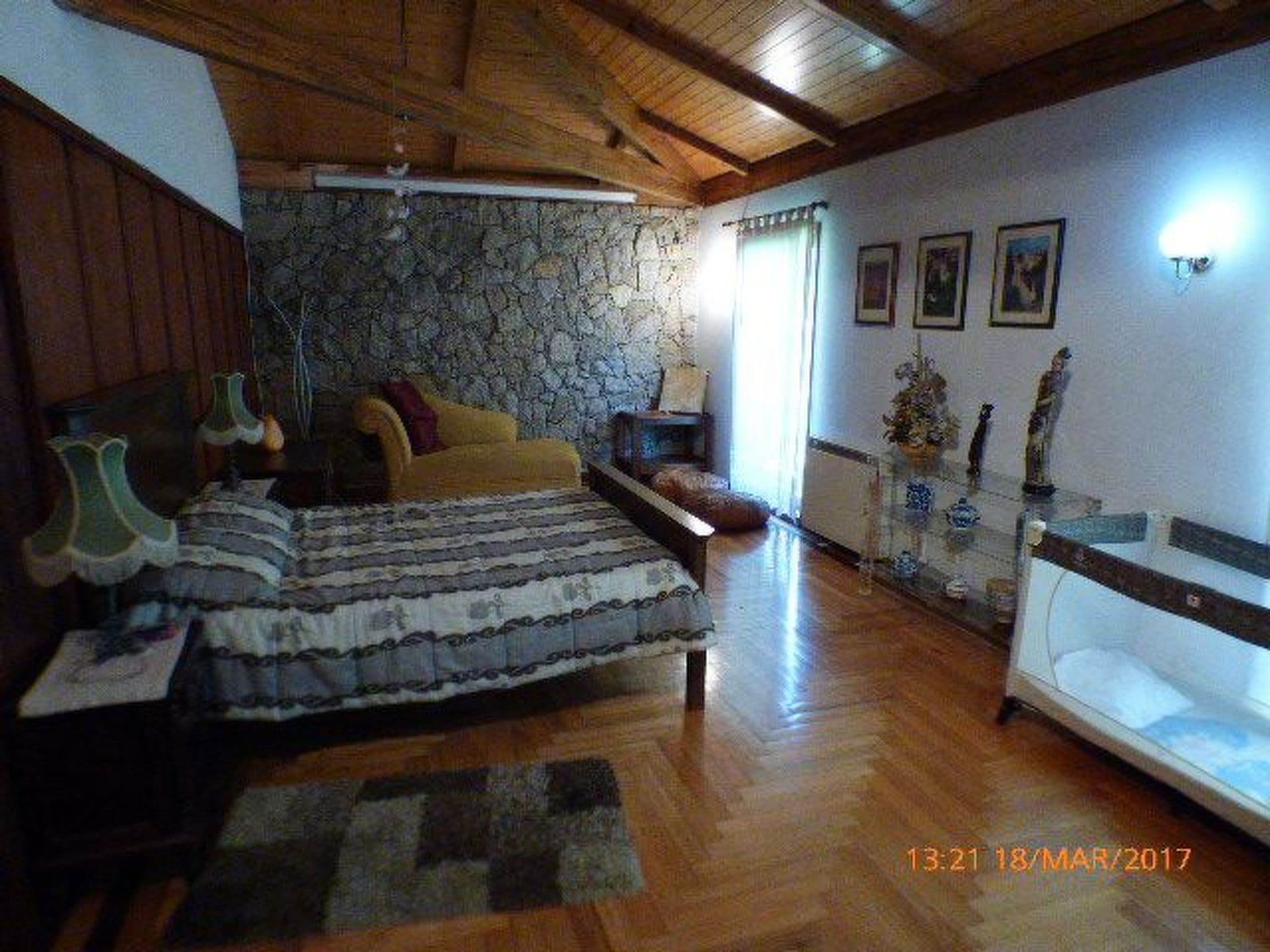 Gallery Image 17