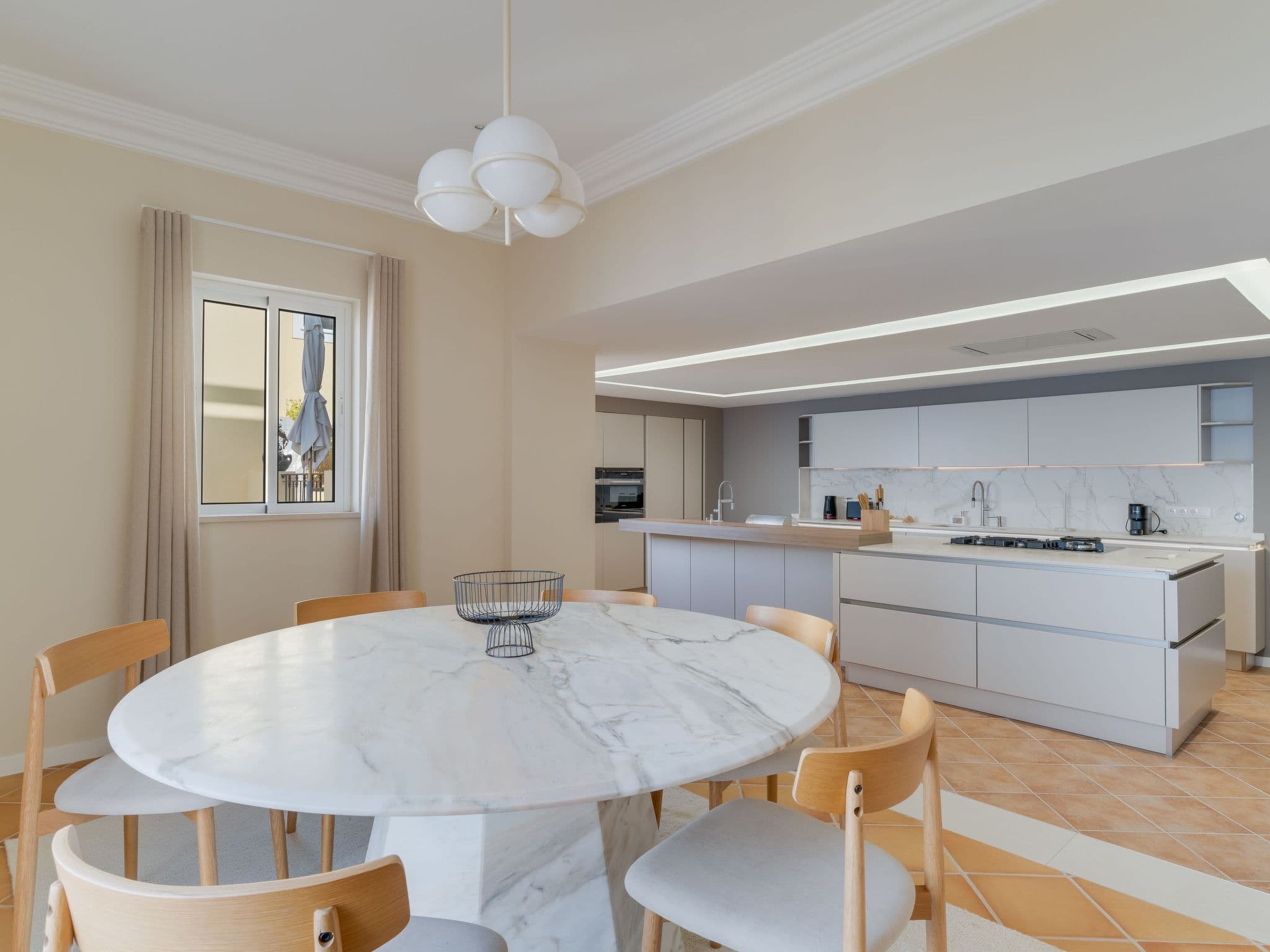 Kitchen / Dining Room