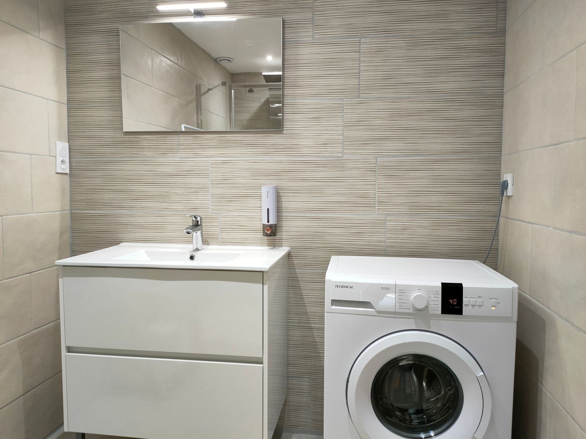 Bathroom / Wellness