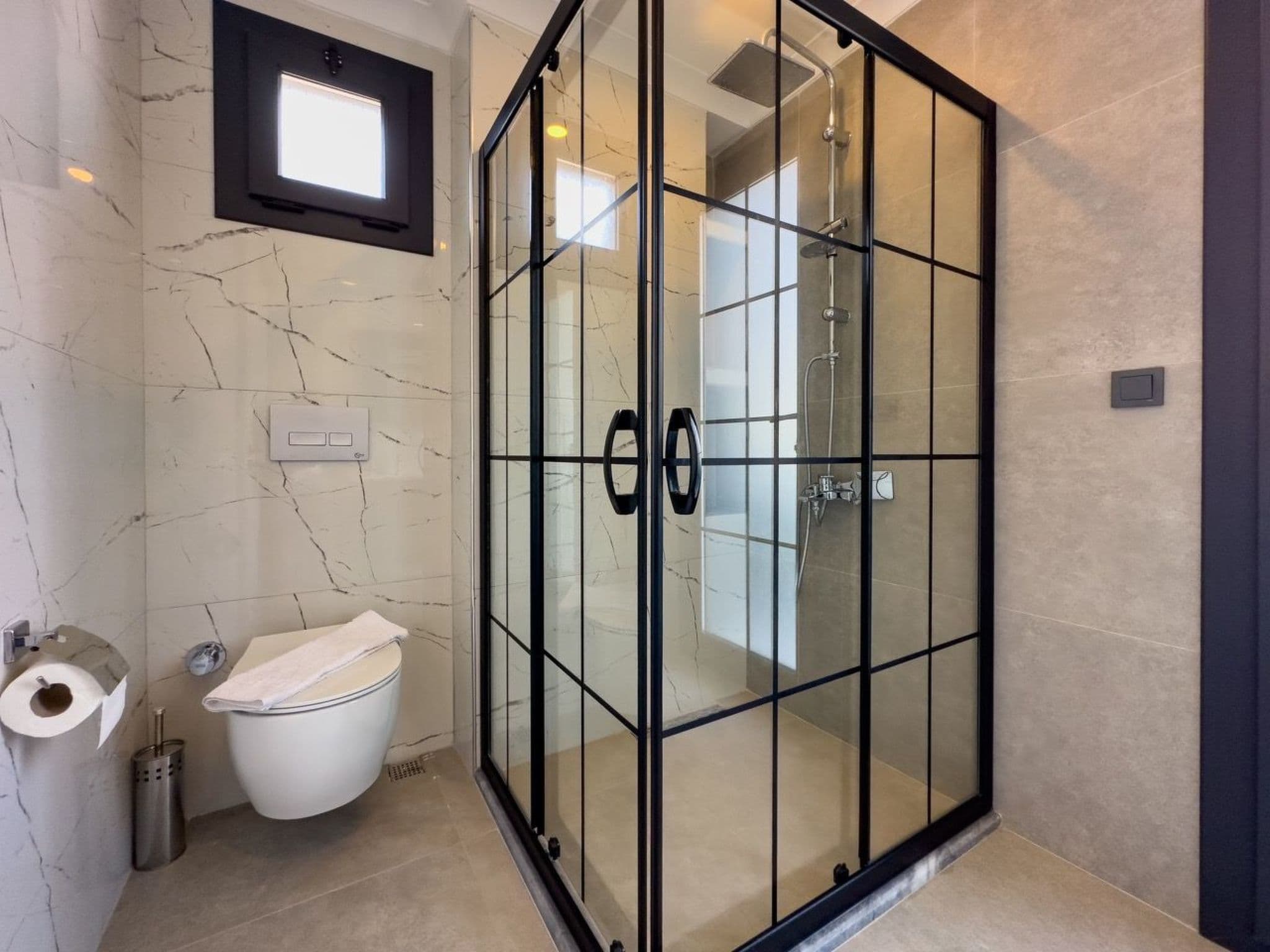 Gallery Image 12