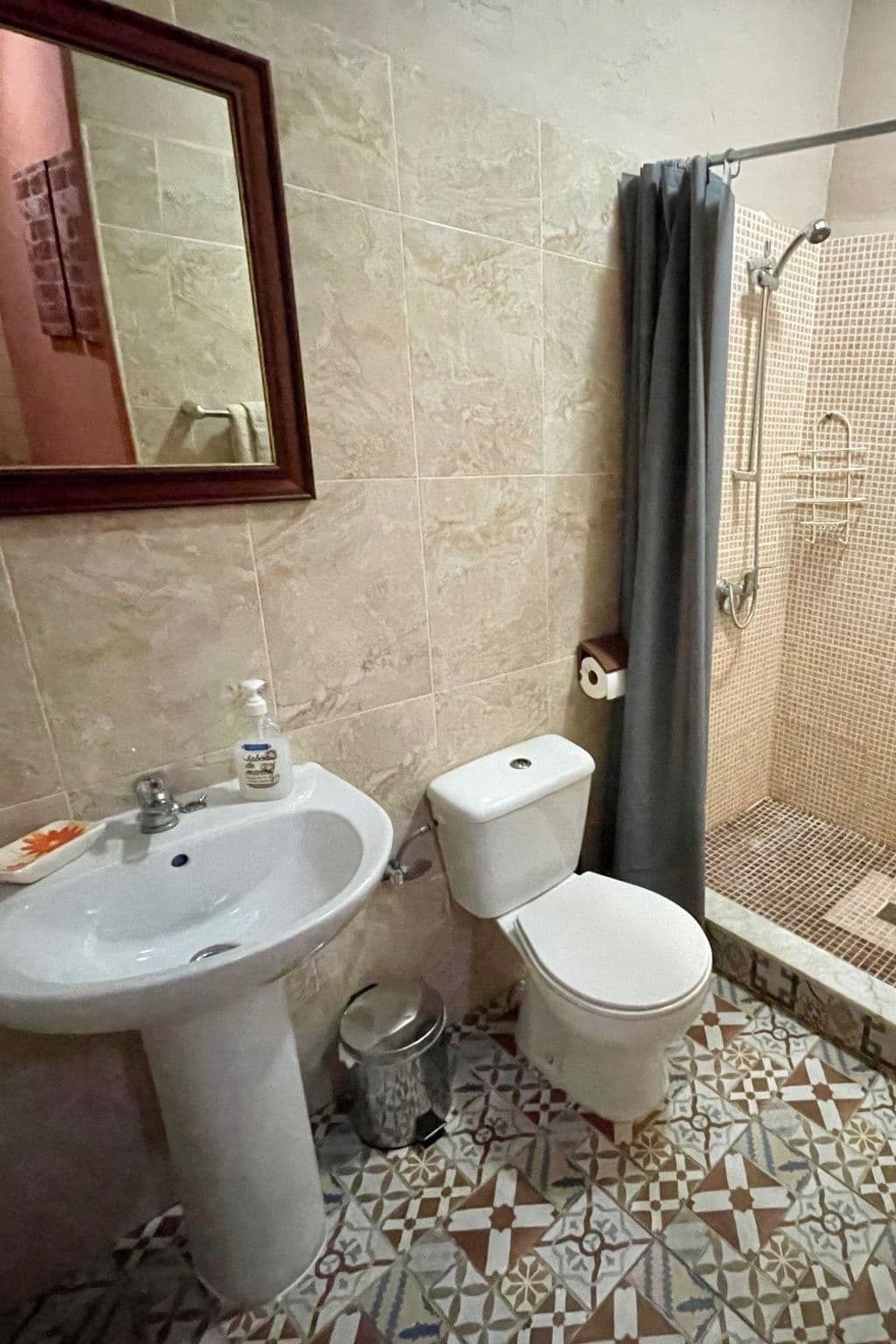 Gallery Image 16