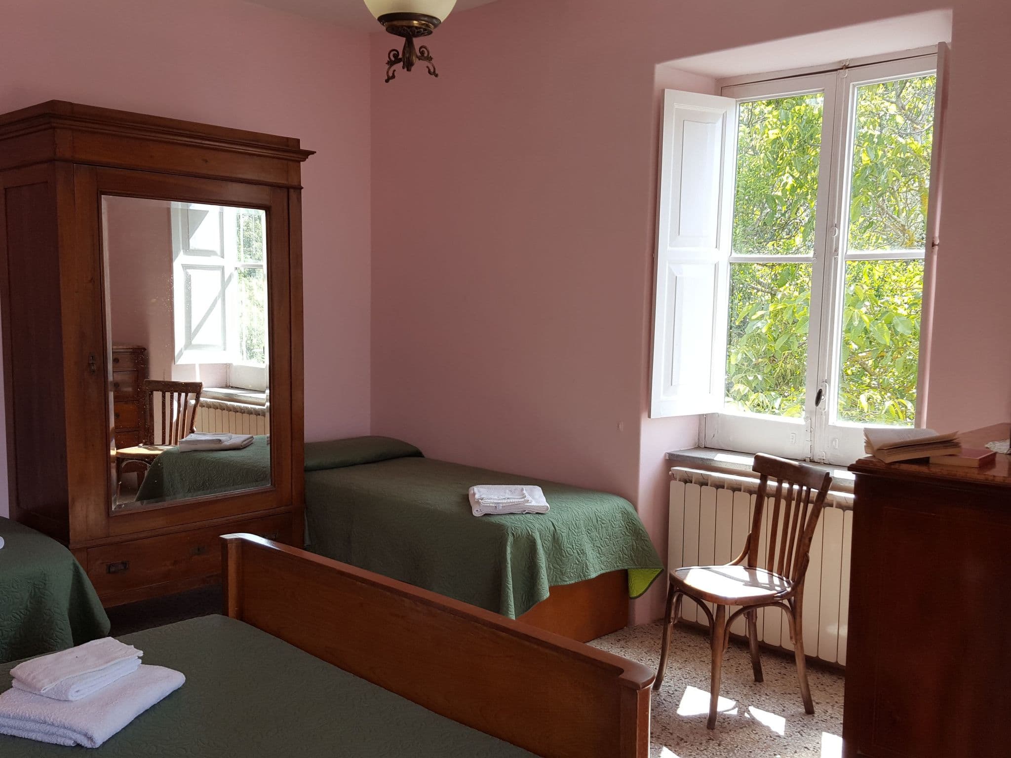 Gallery Image 13