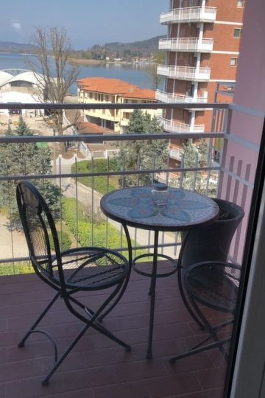 Gallery Image 18
