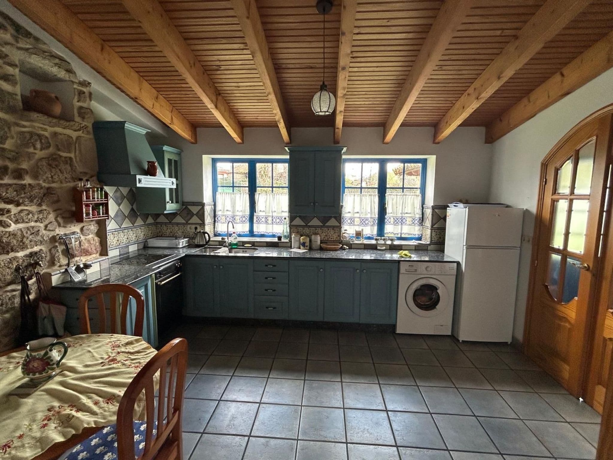 Gallery Image 12