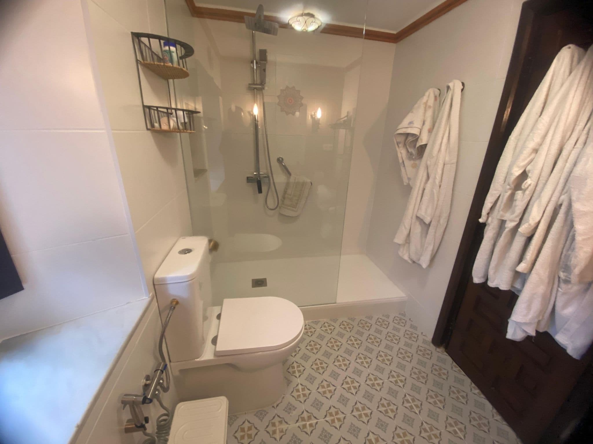 Bathroom / Wellness