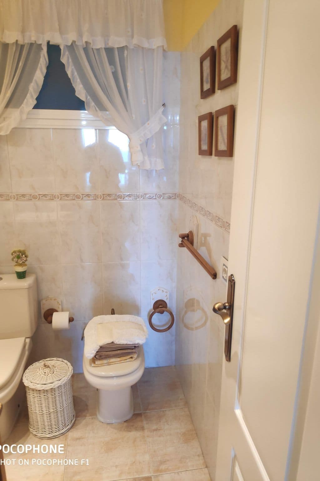 Gallery Image 18