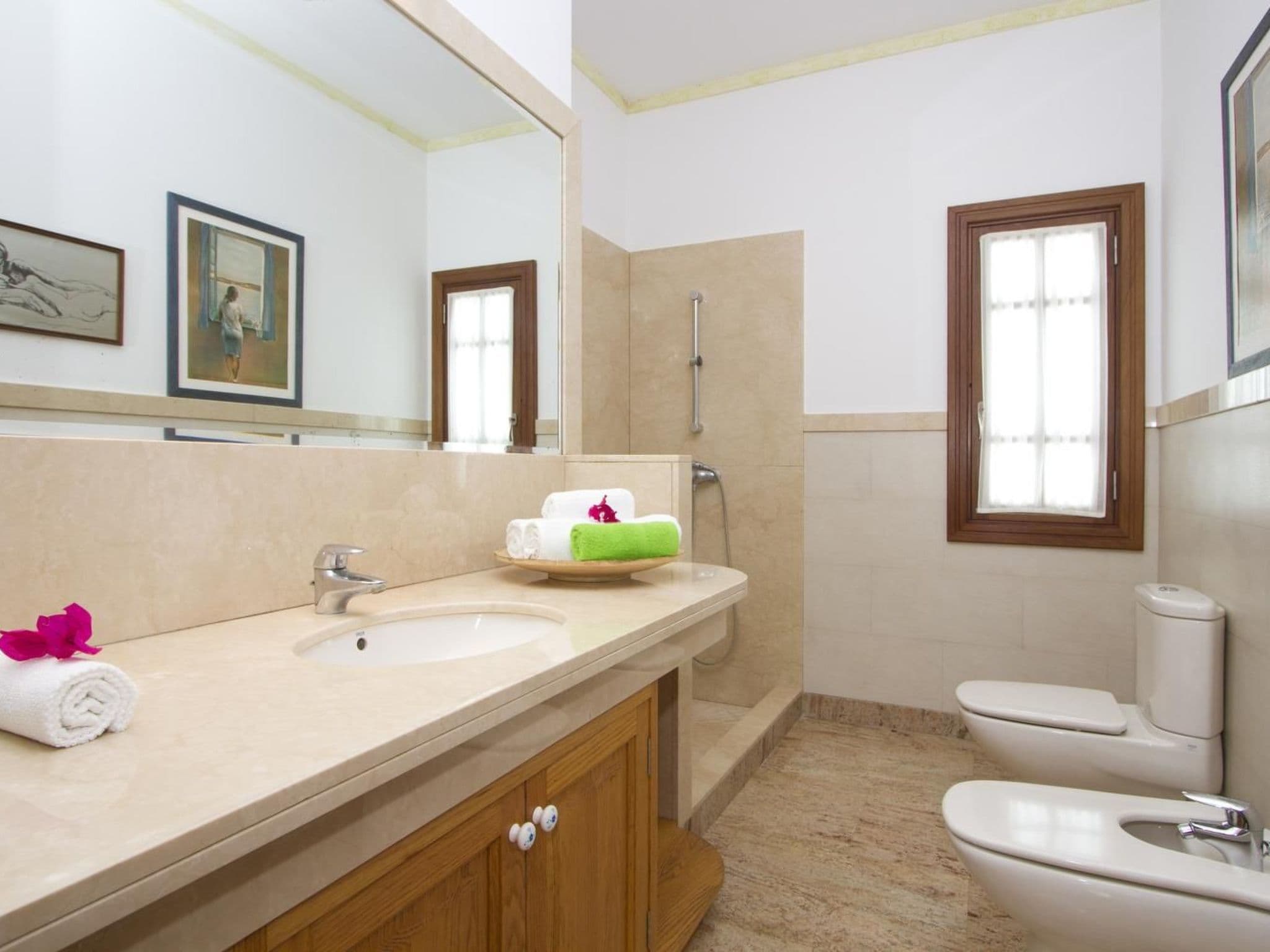 Bathroom / Wellness