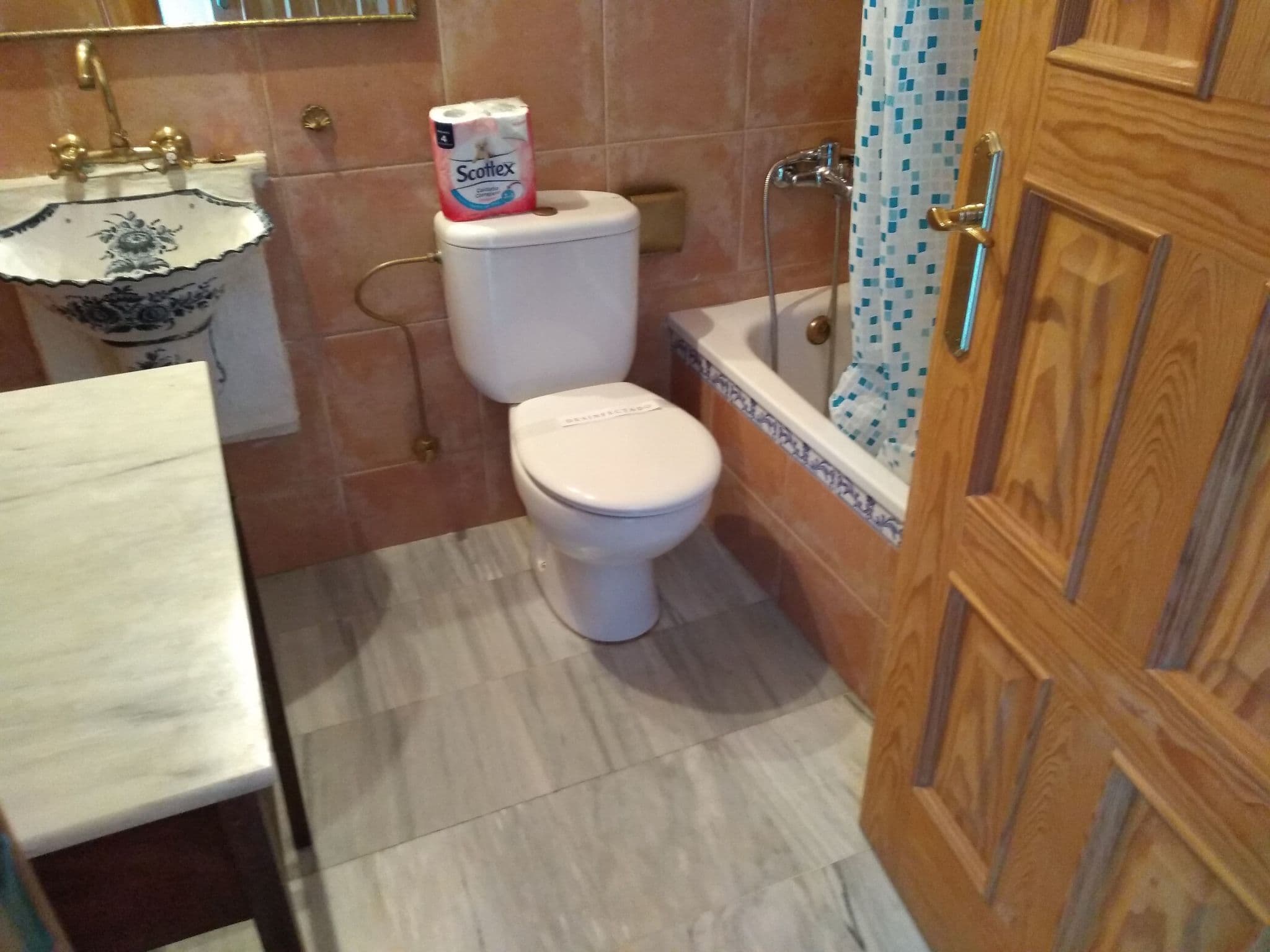 Bathroom / Wellness