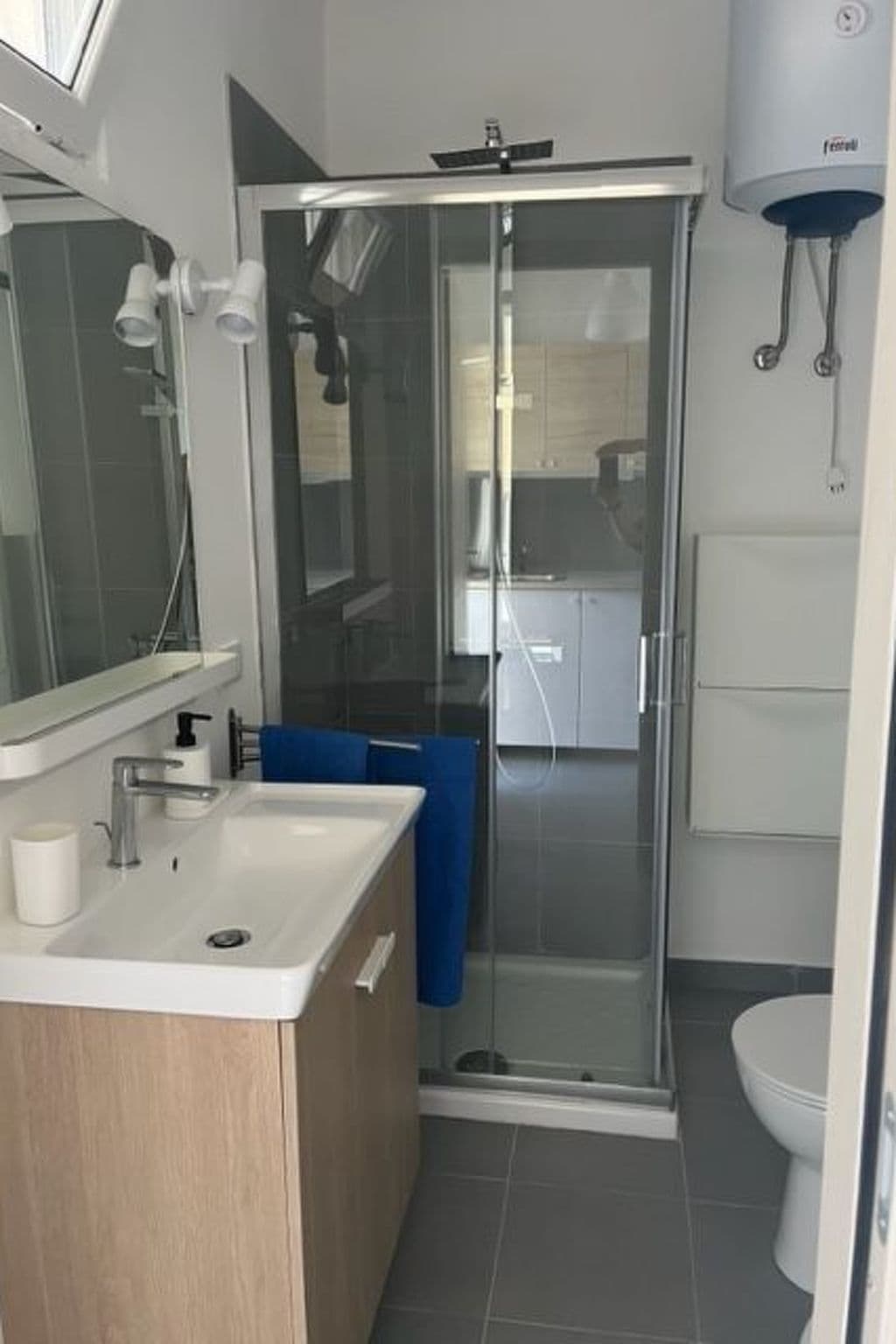 Bathroom / Wellness