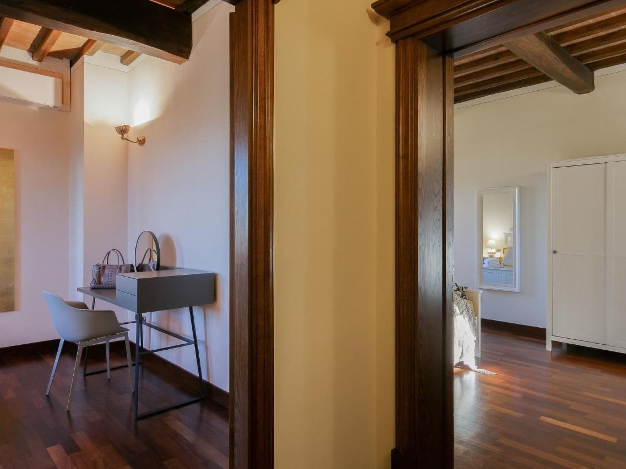 Gallery Image 18