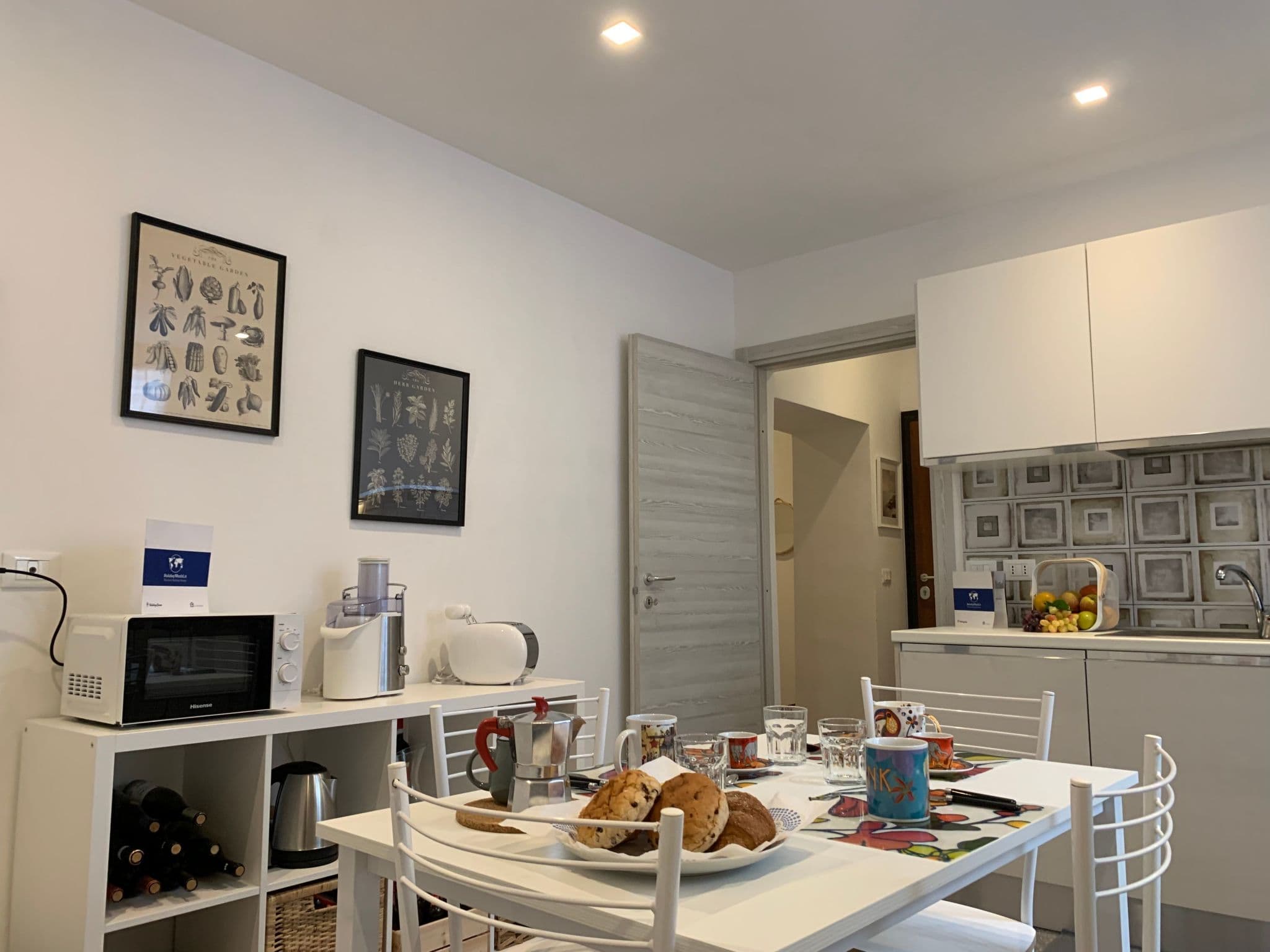 Kitchen / Dining Room