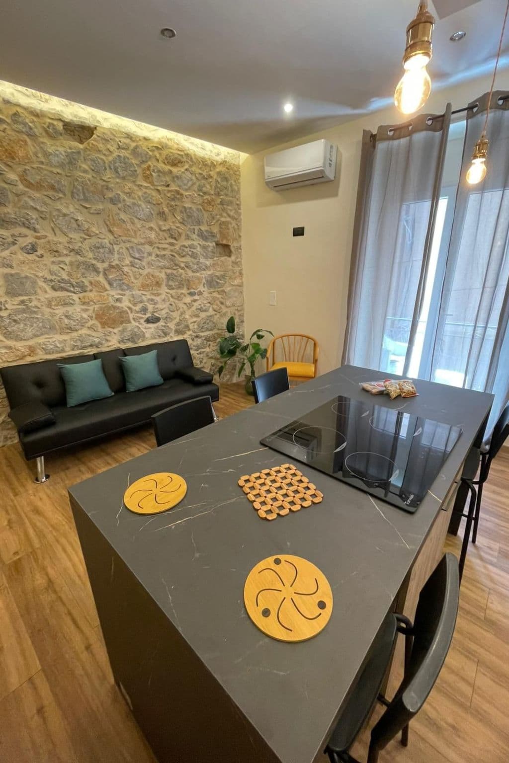Gallery Image 15