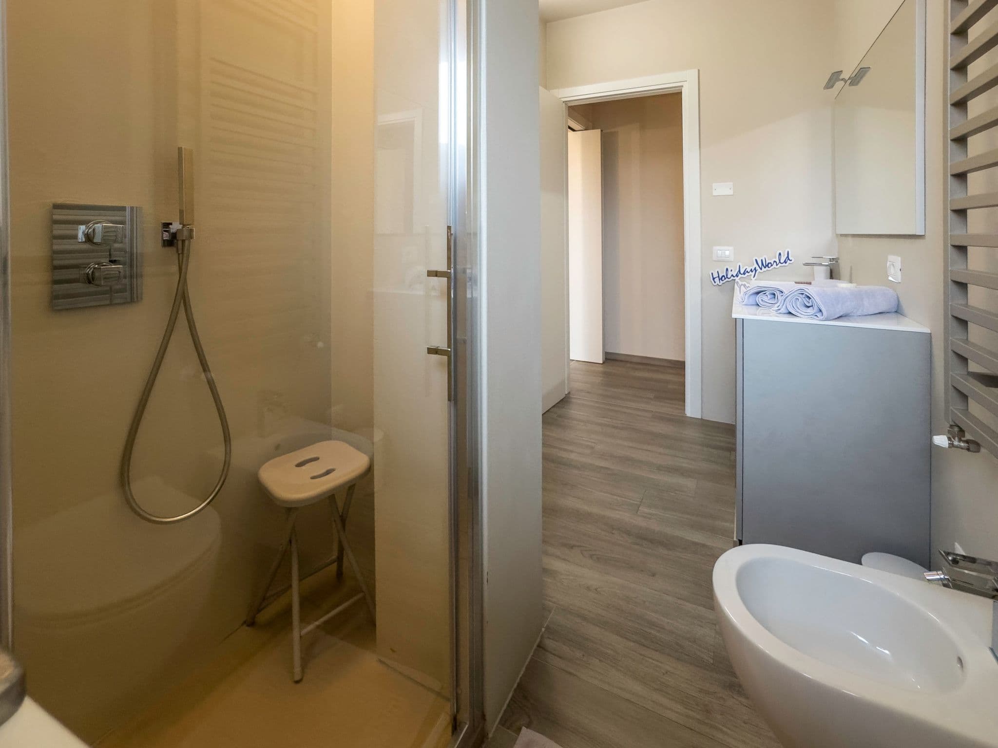 Bathroom / Wellness