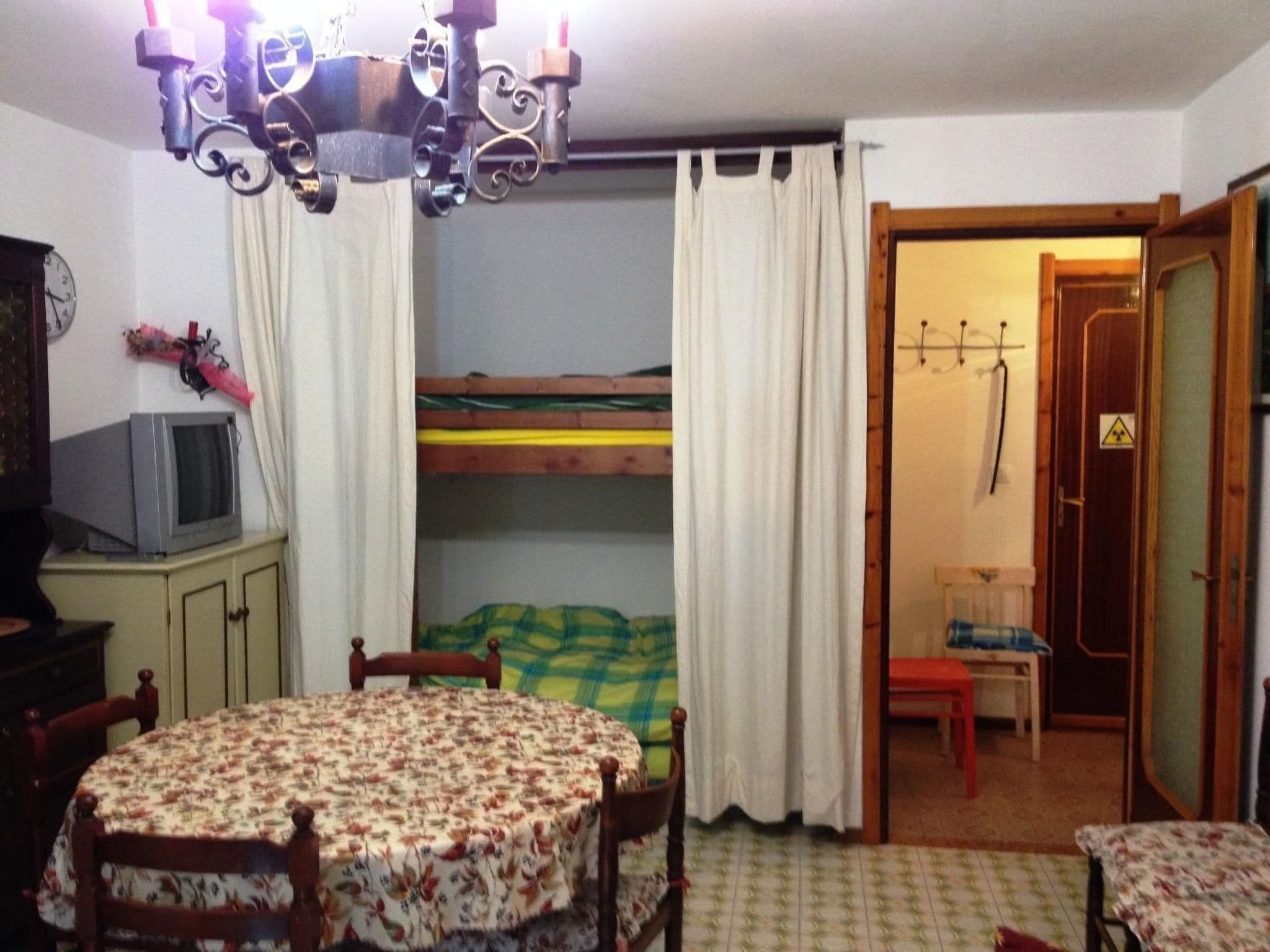 Gallery Image 13