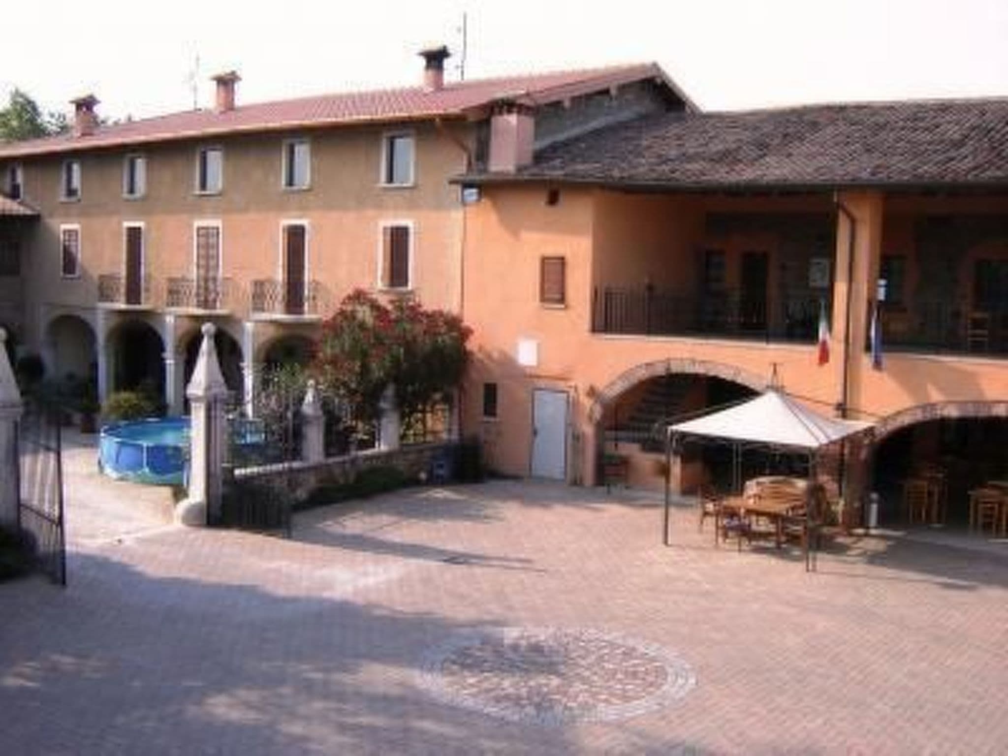Gallery Image 15