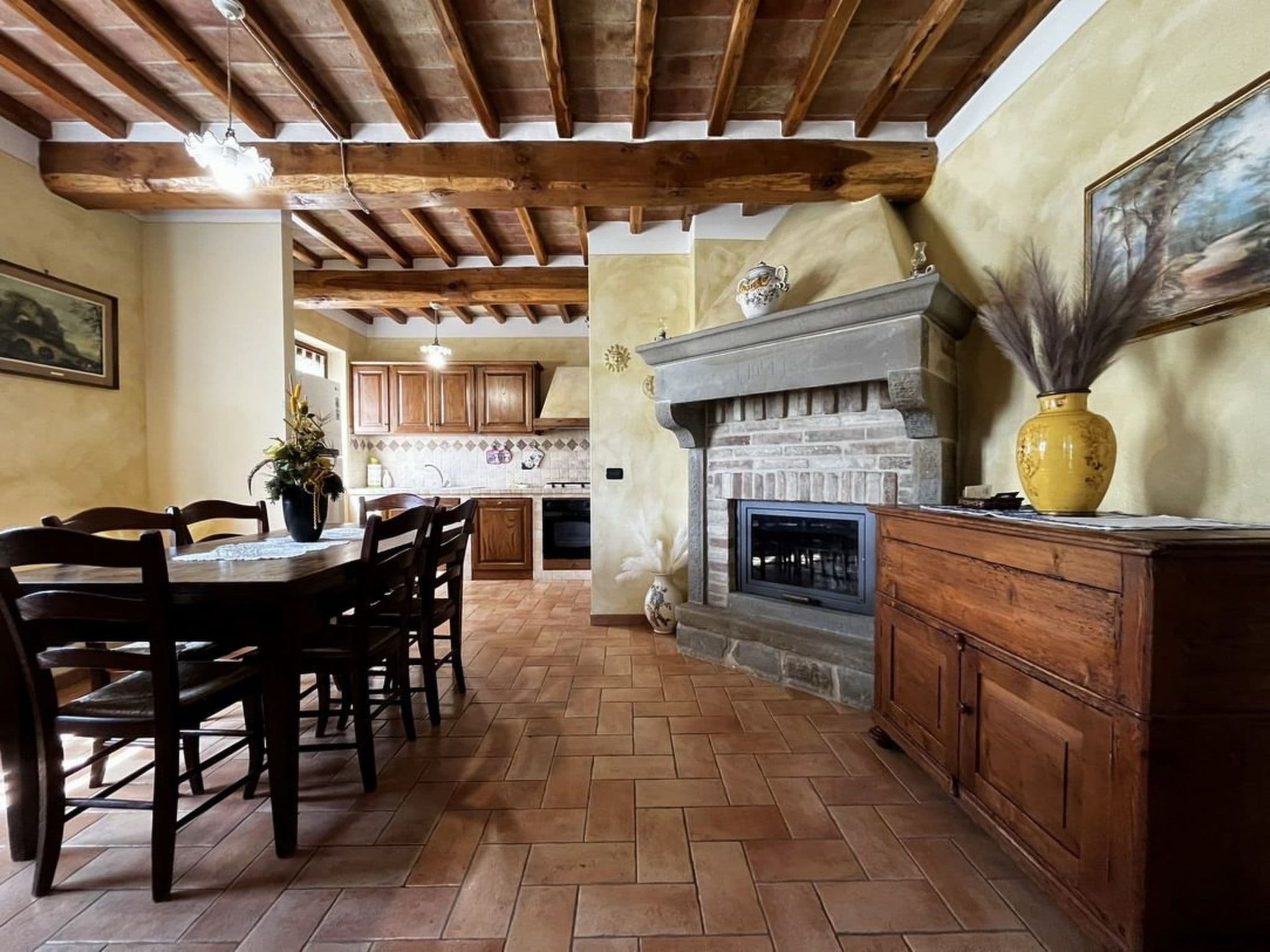 Kitchen / Dining Room