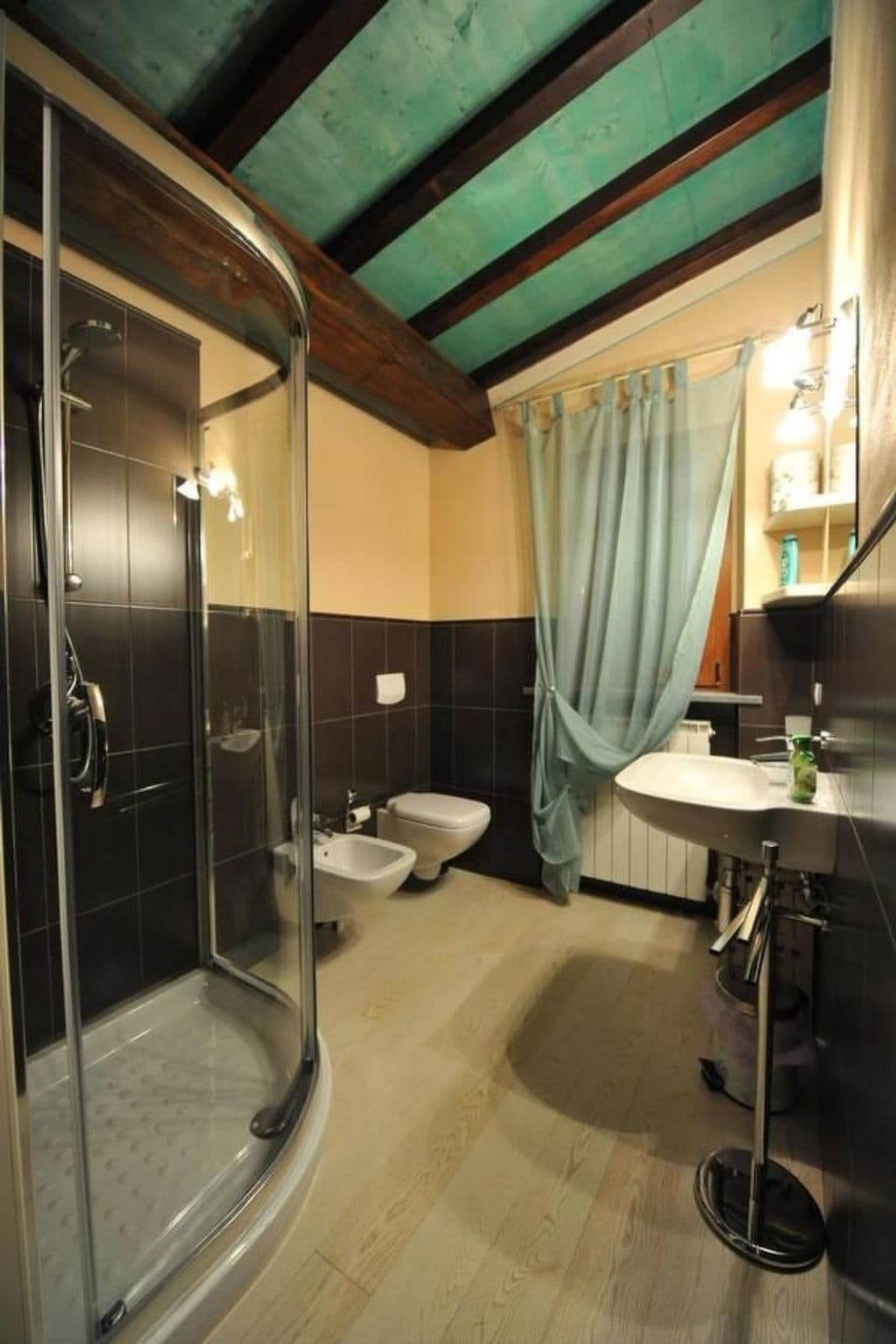 Gallery Image 11