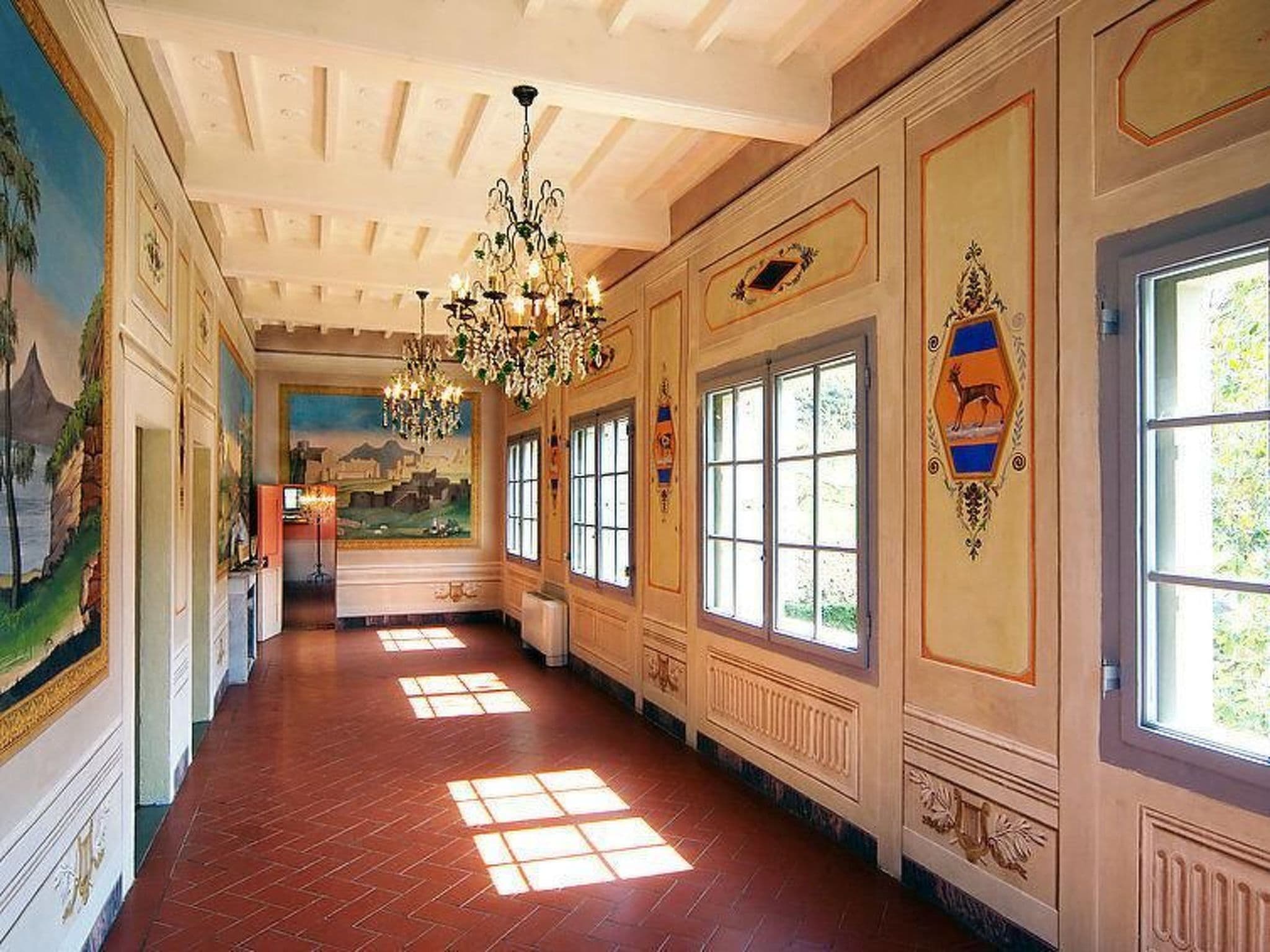 Gallery Image 18