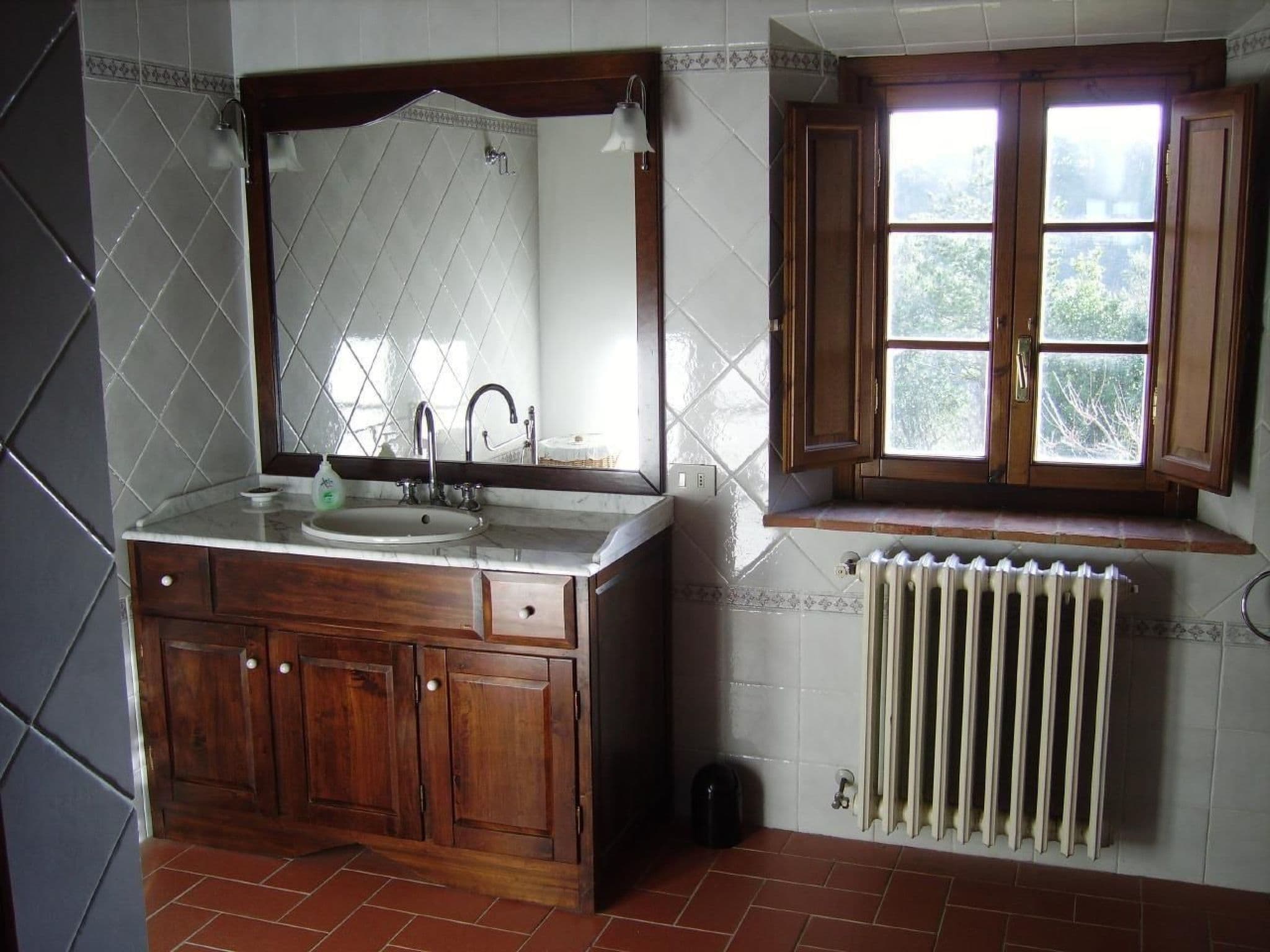 Gallery Image 41