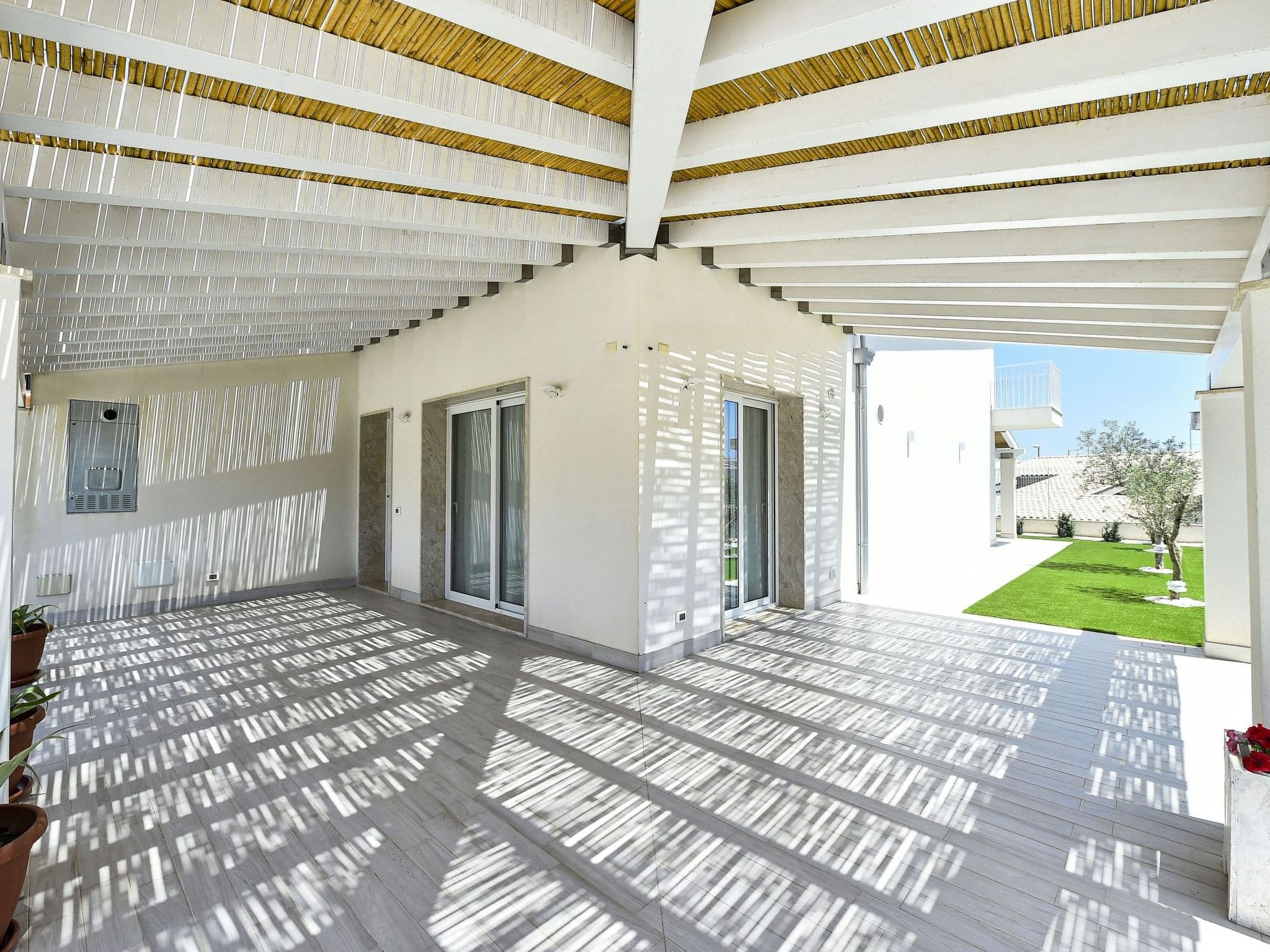 Gallery Image 18