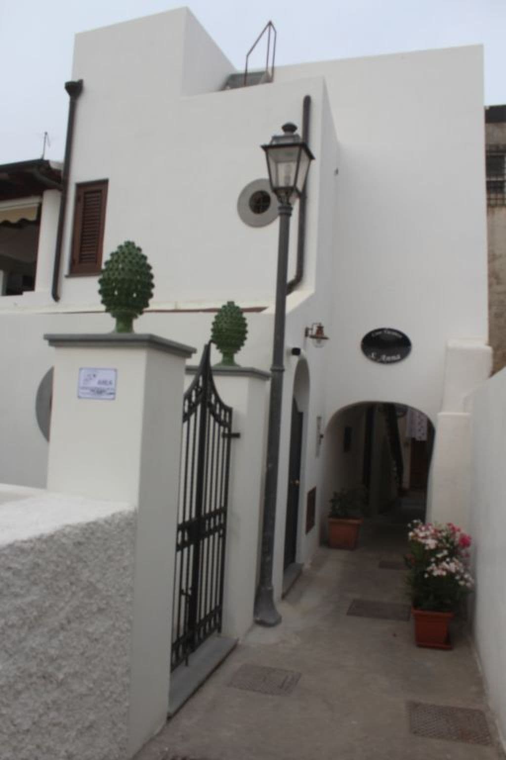 Gallery Image 28