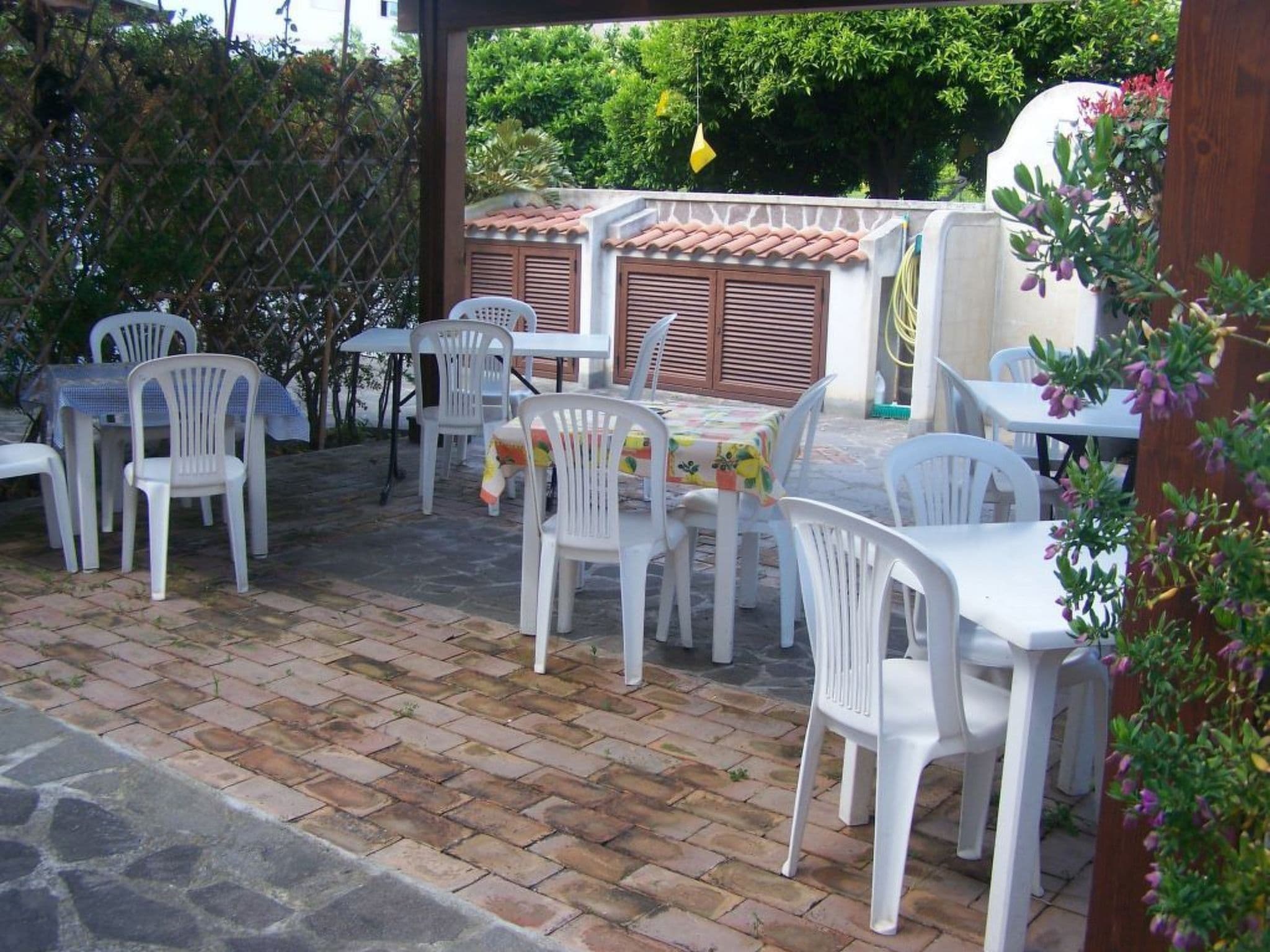 Gallery Image 18
