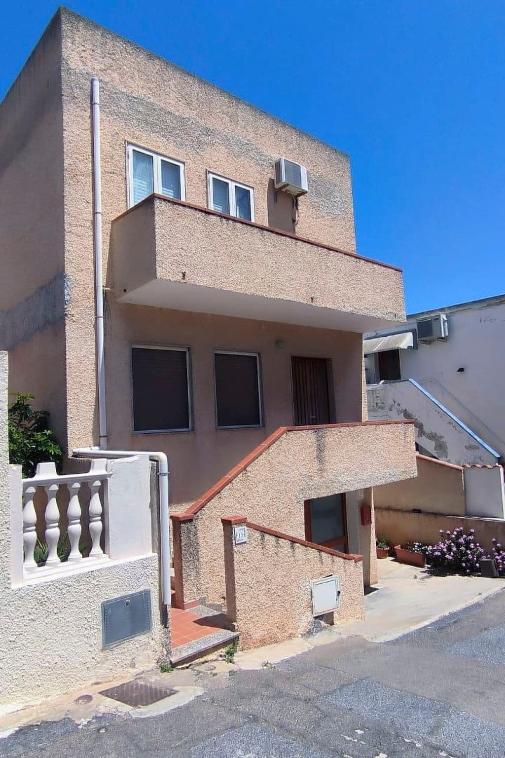 Gallery Image 24