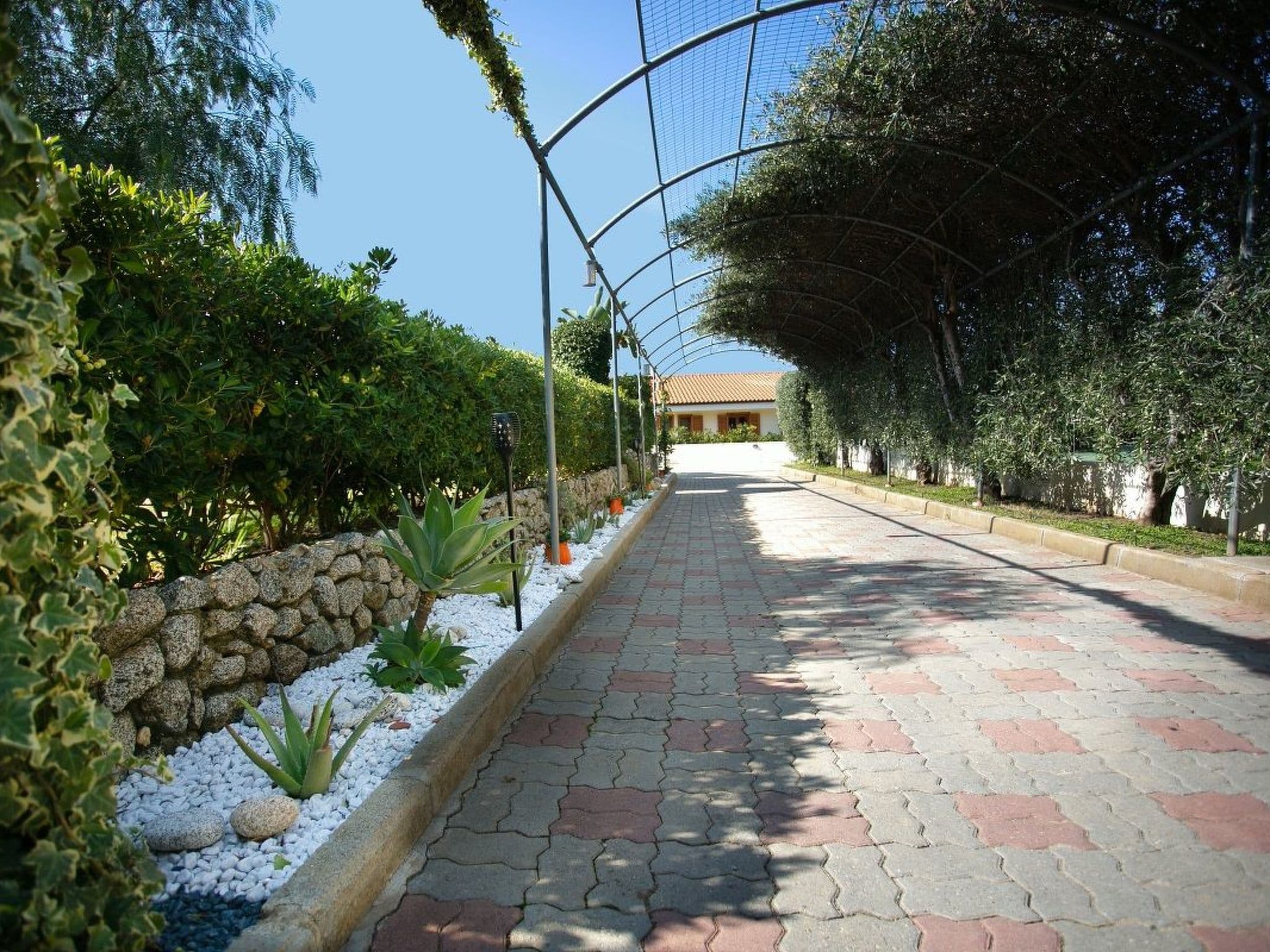 Gallery Image 21