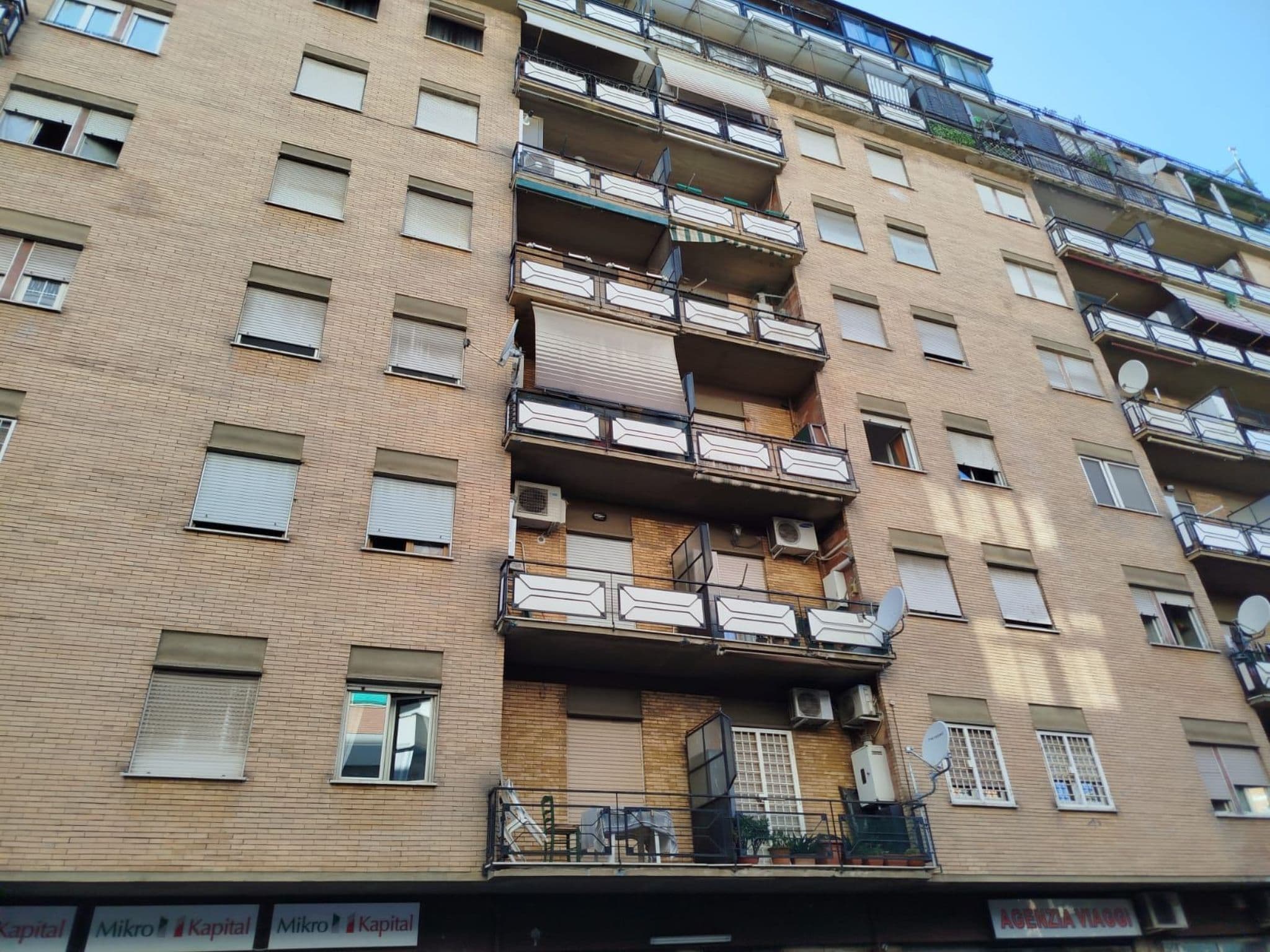 Gallery Image 17