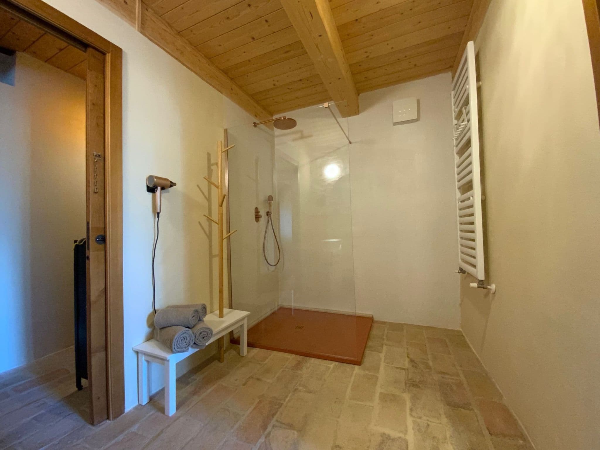 Gallery Image 18