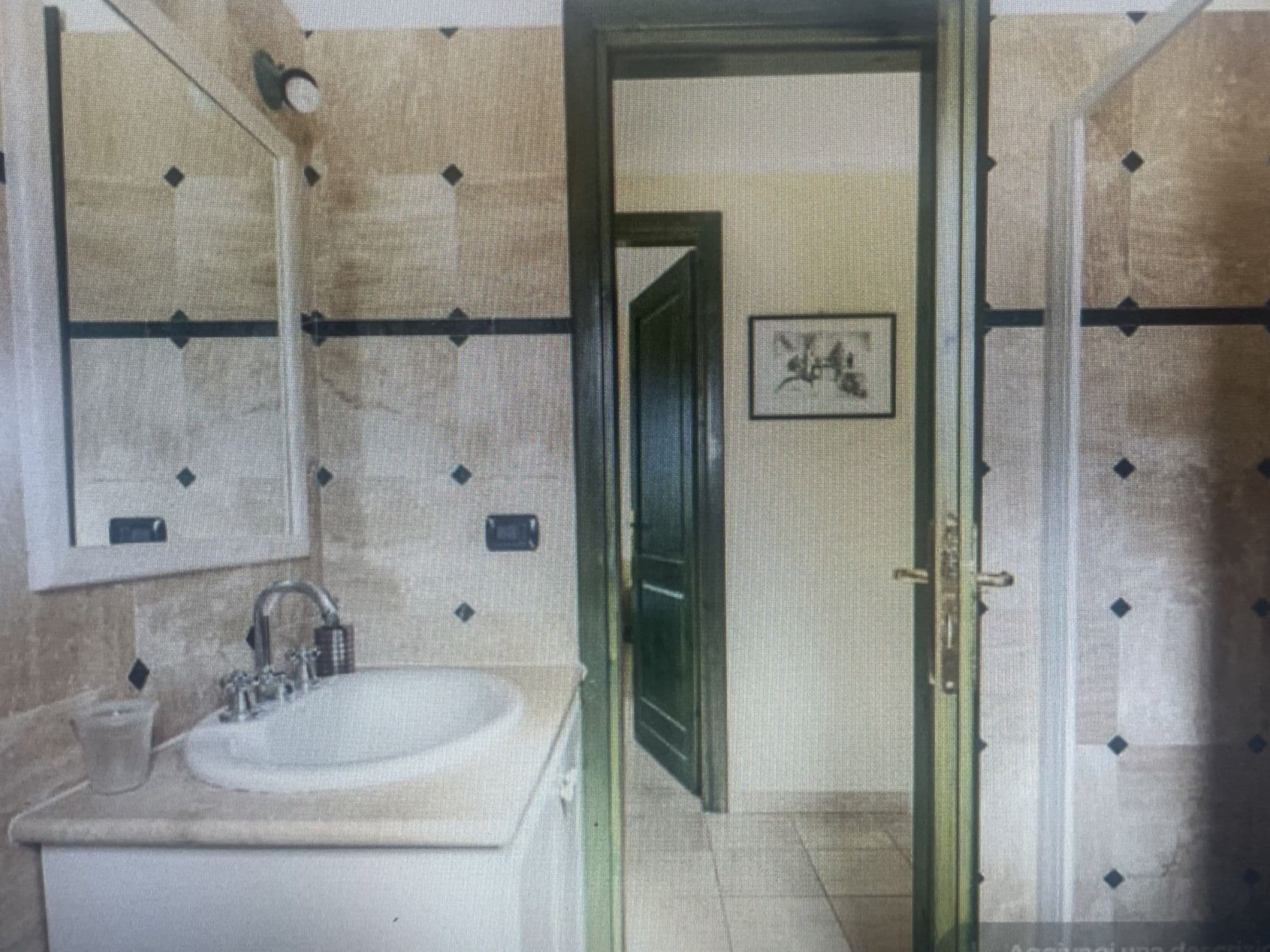 Gallery Image 19