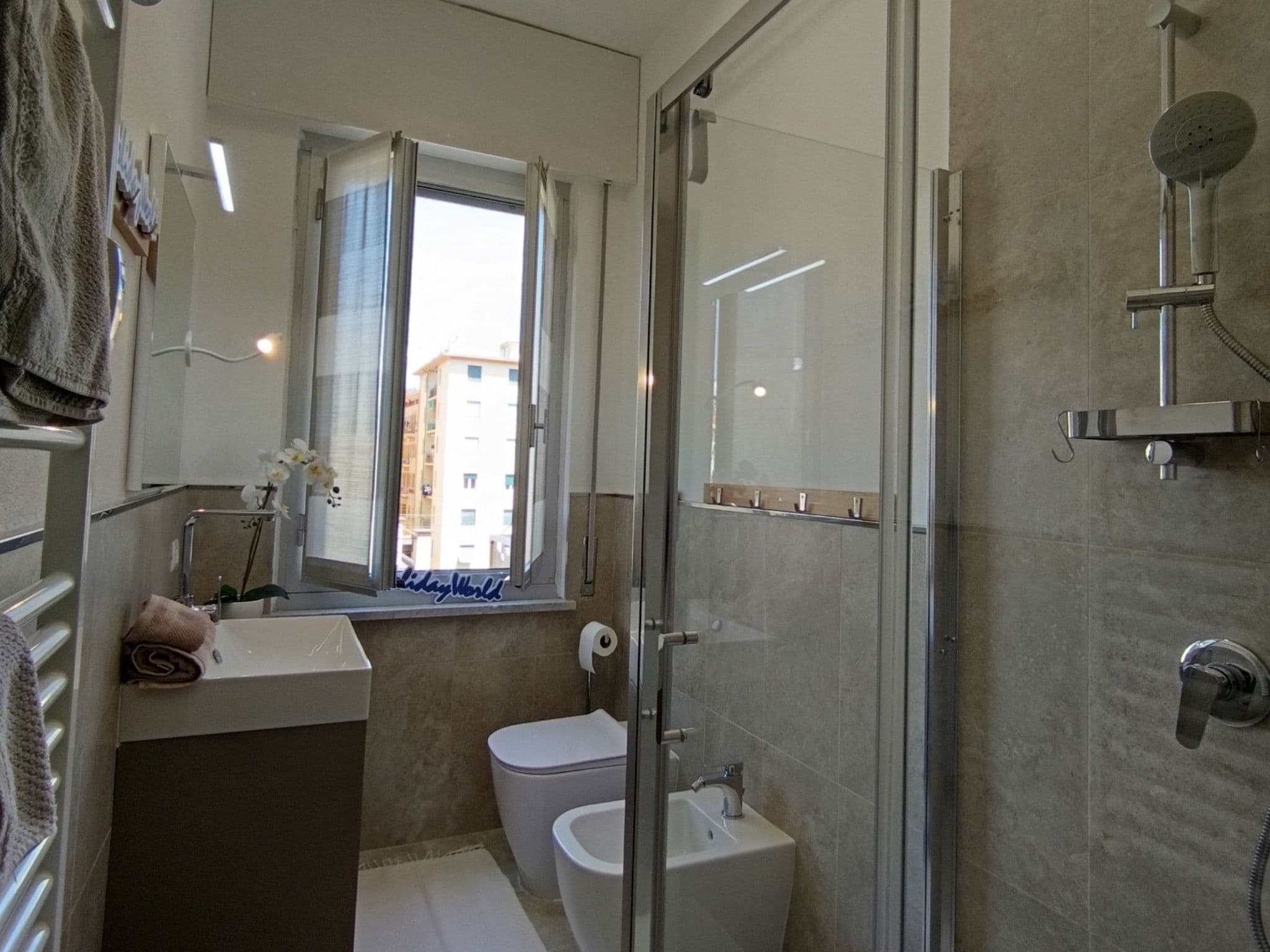 Gallery Image 11