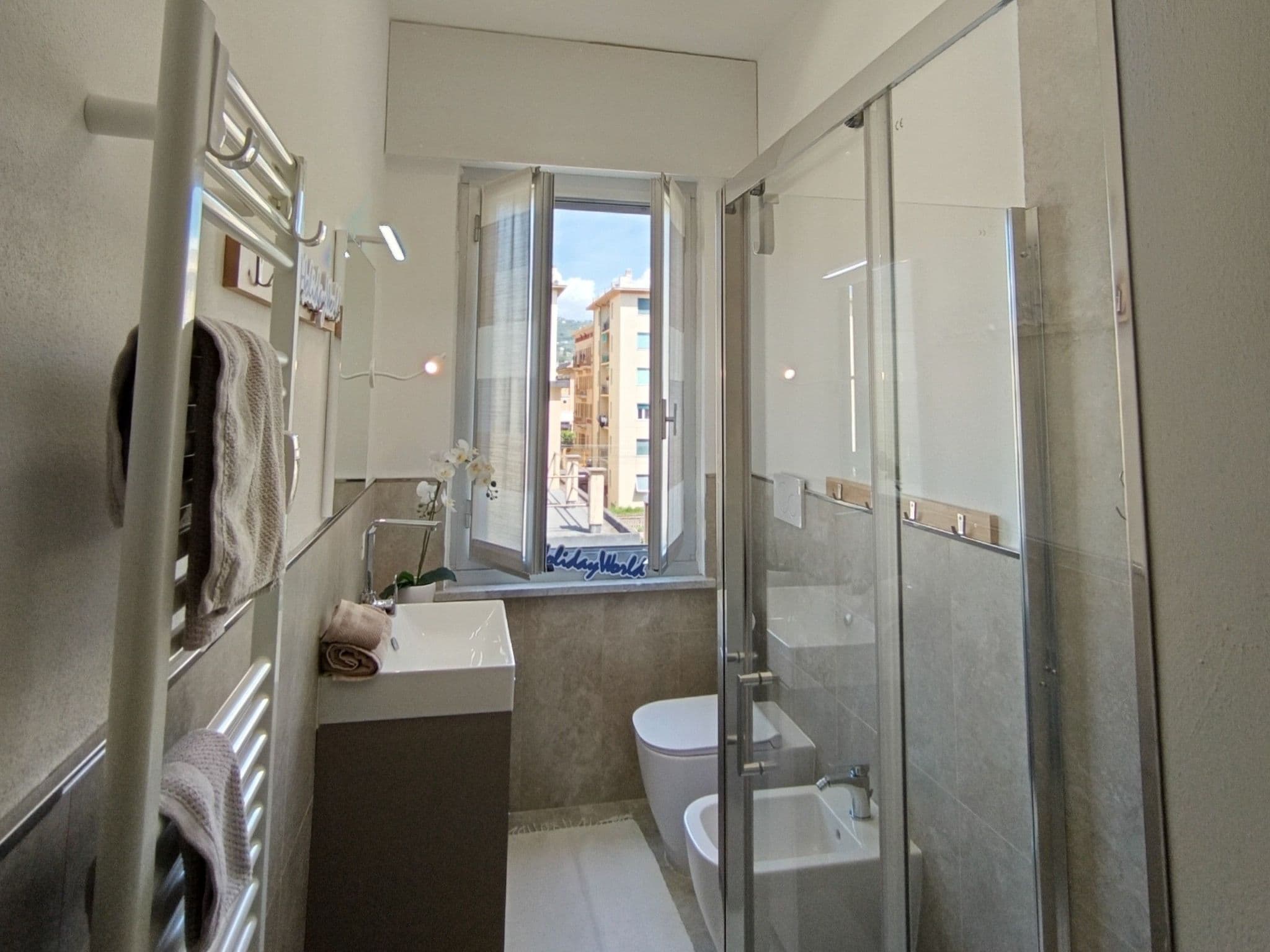 Bathroom / Wellness