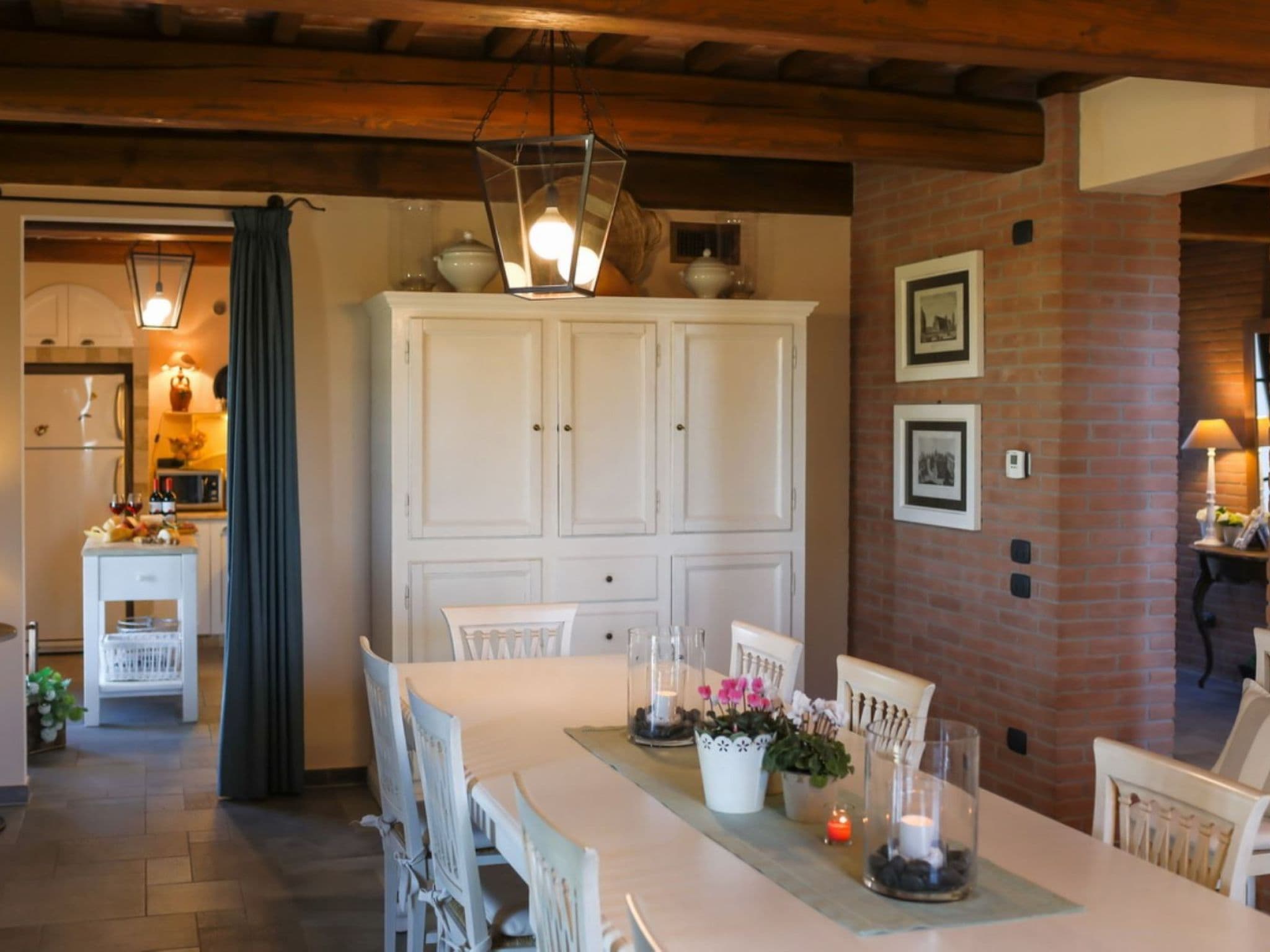 Gallery Image 18
