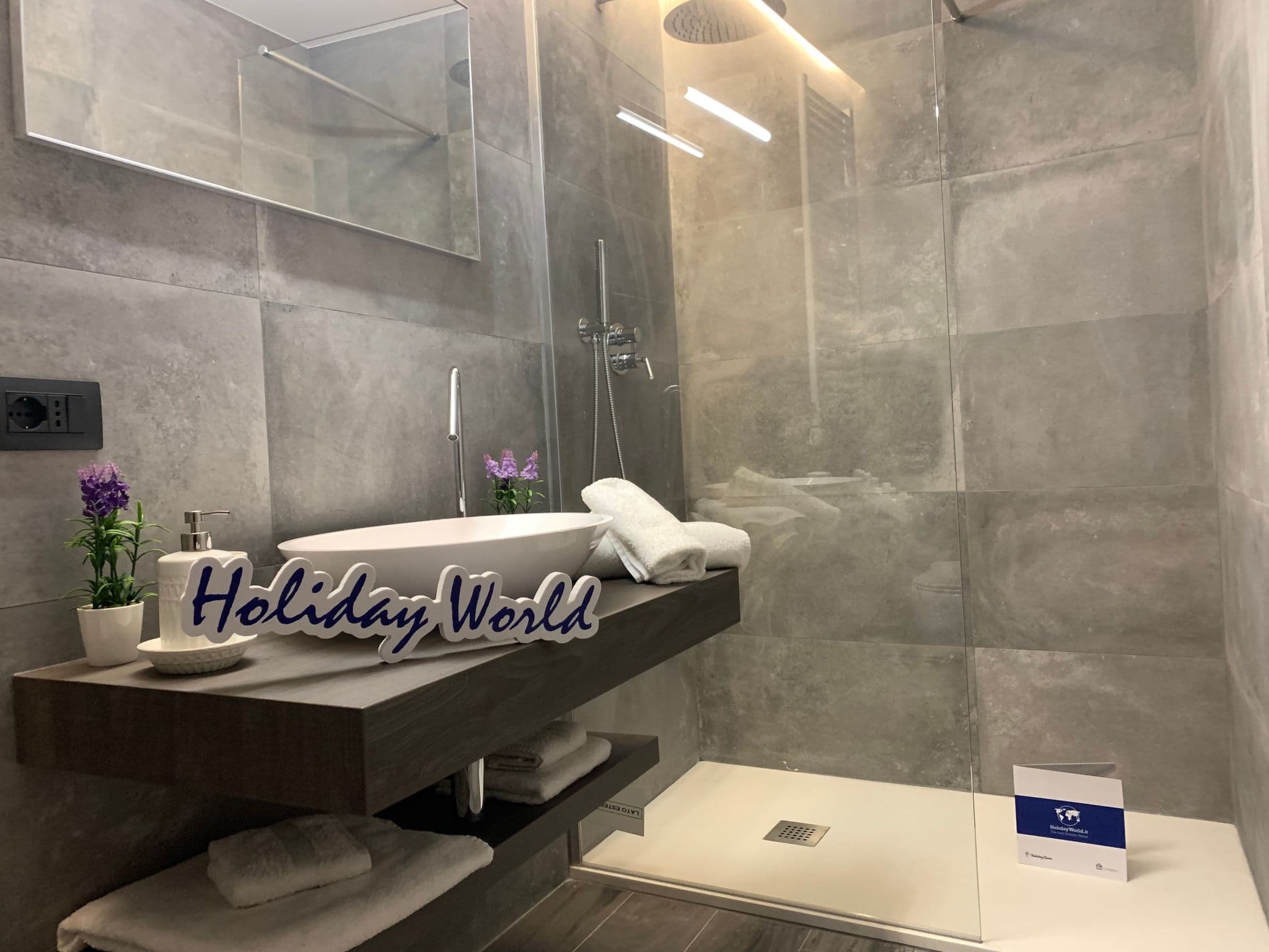 Bathroom / Wellness