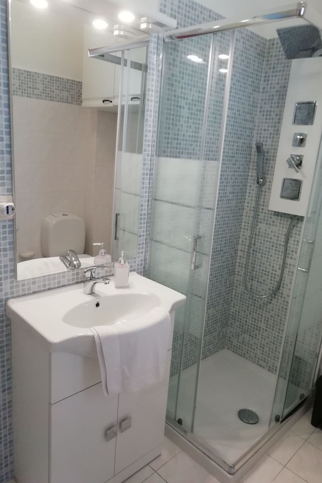 Gallery Image 14