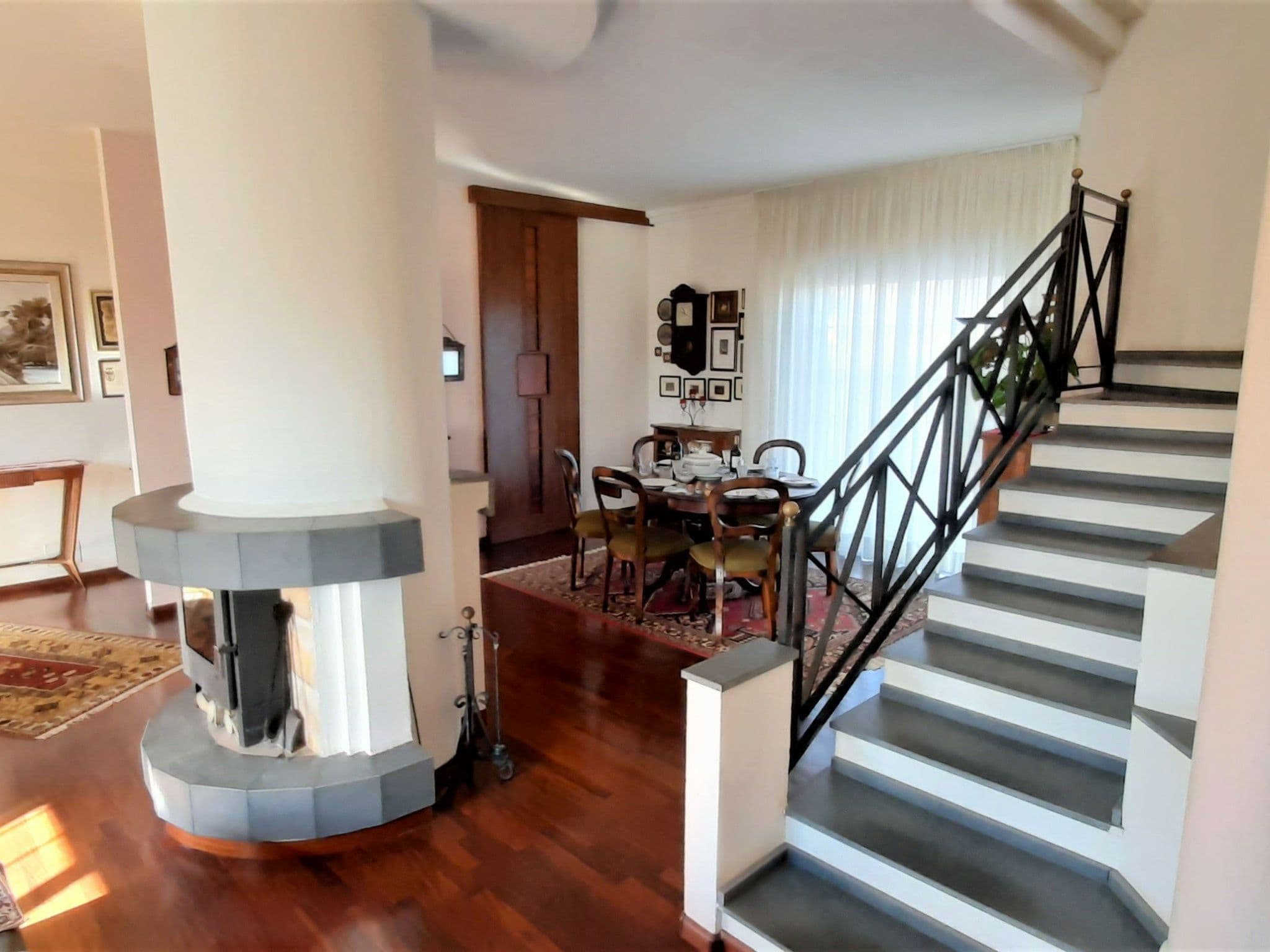 Gallery Image 18