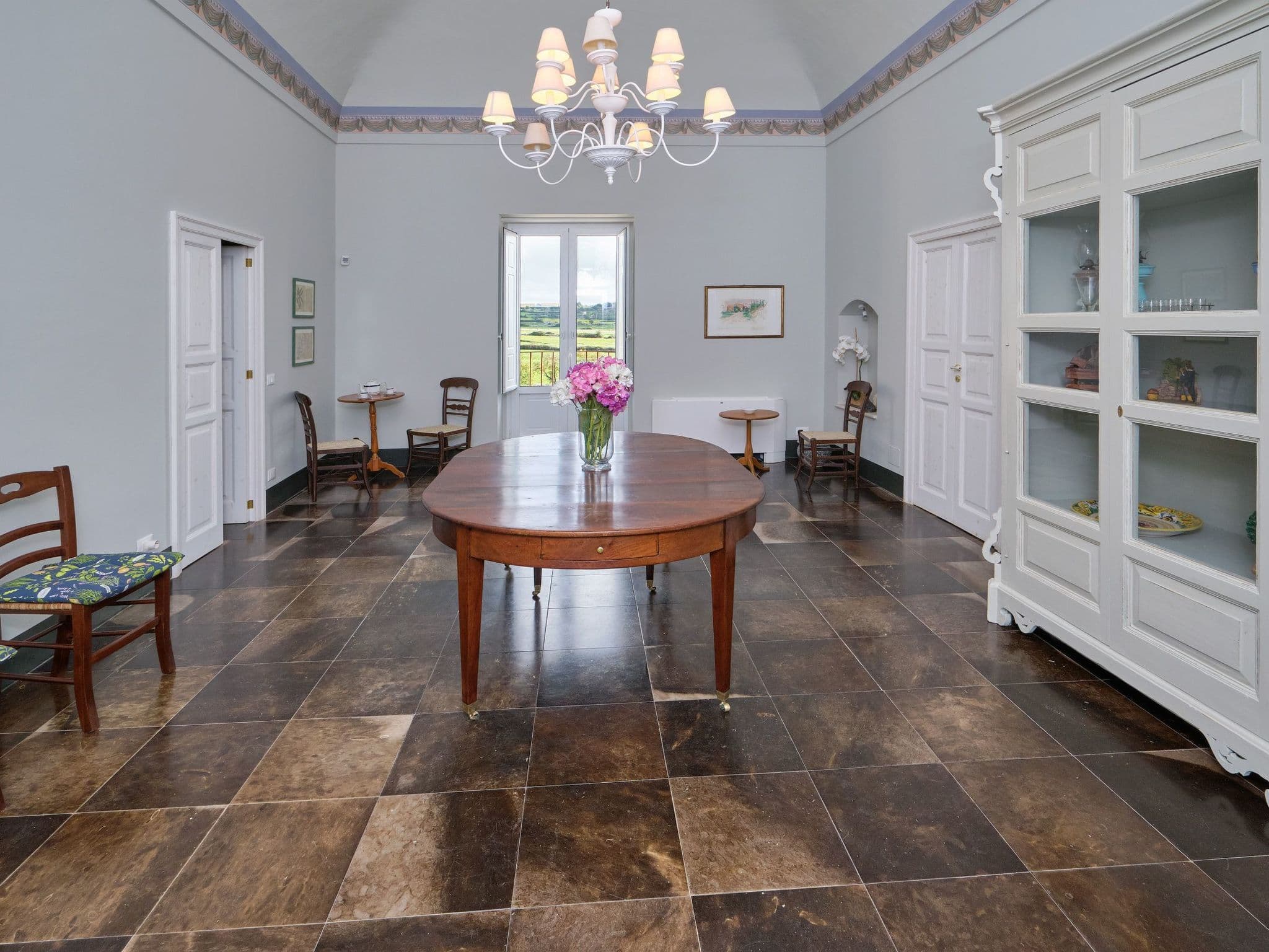 Gallery Image 19