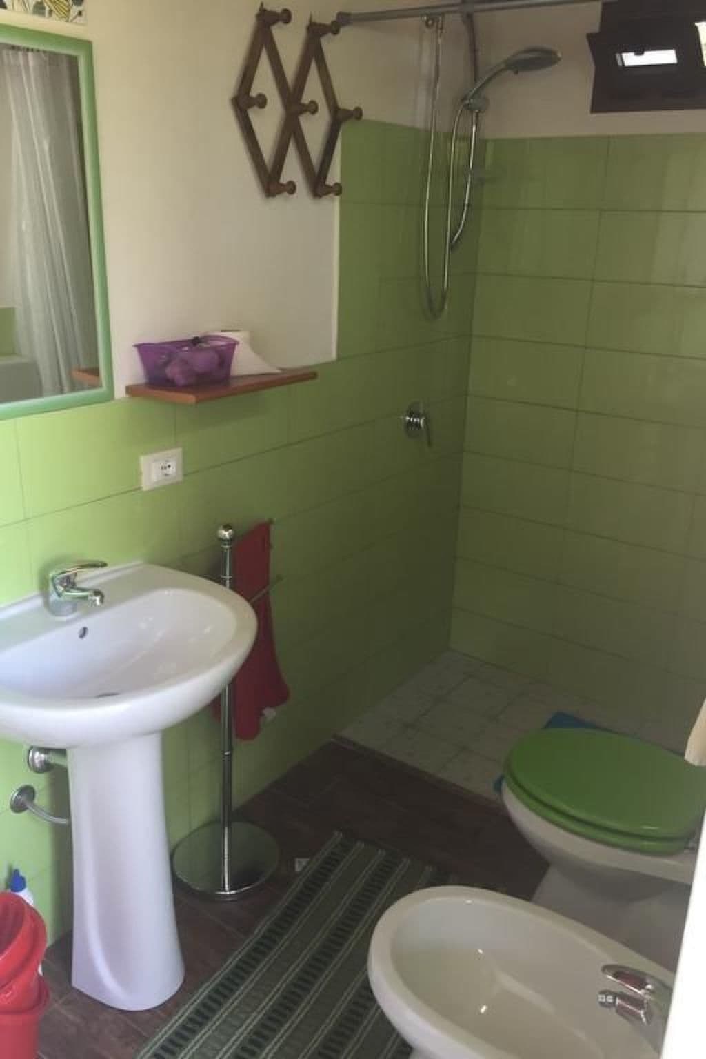 Gallery Image 15