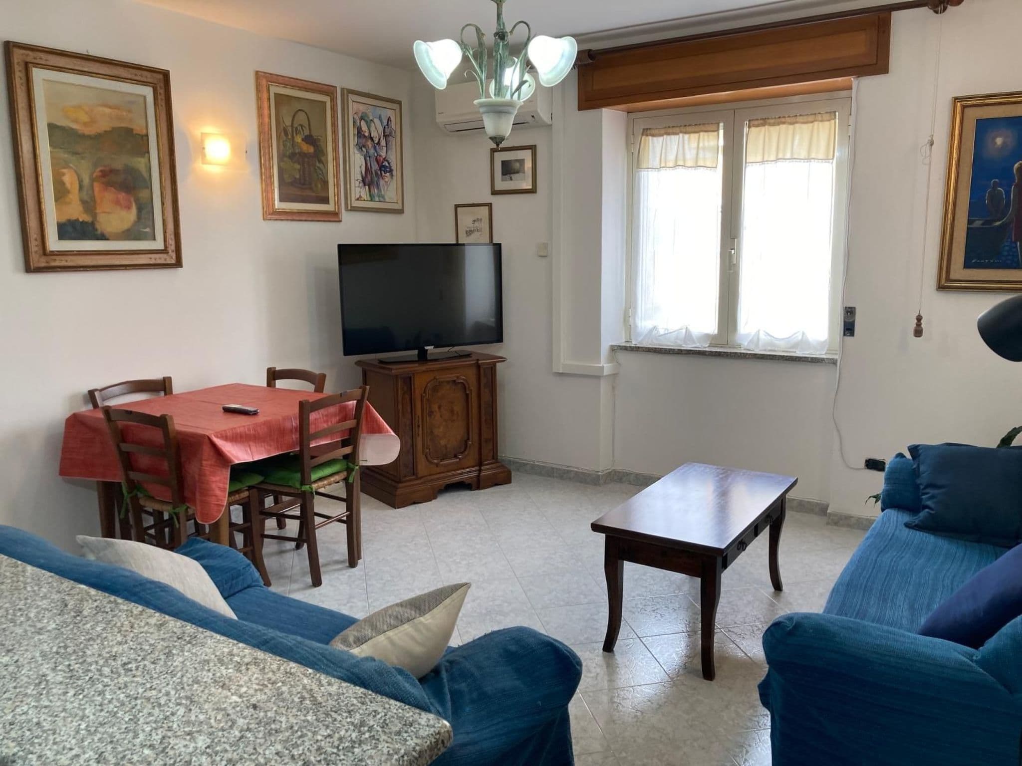 Gallery Image 37