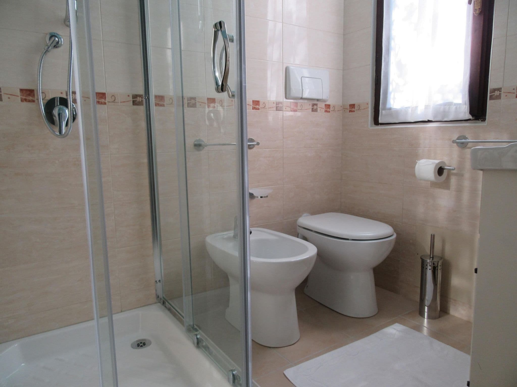 Gallery Image 22