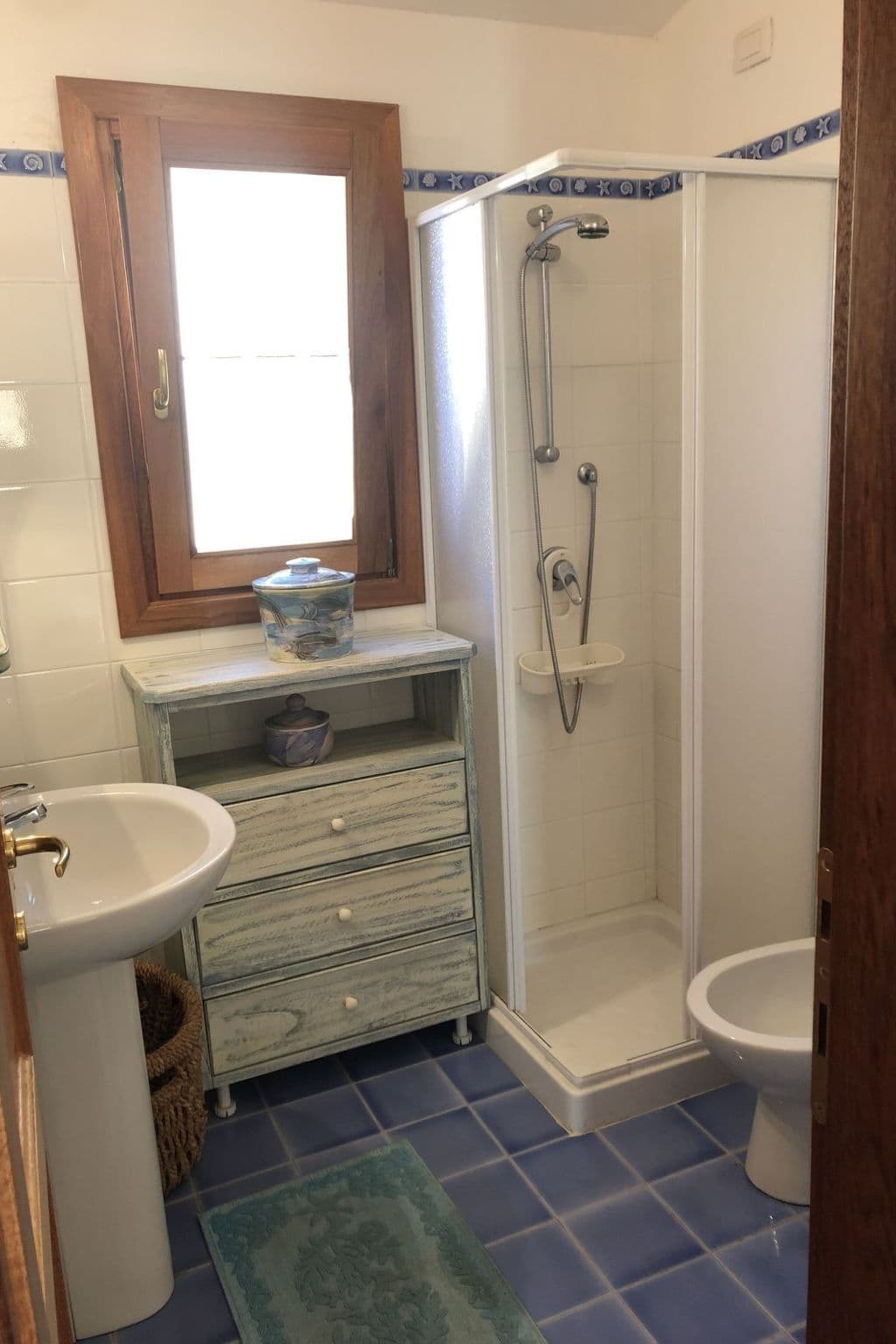 Gallery Image 15