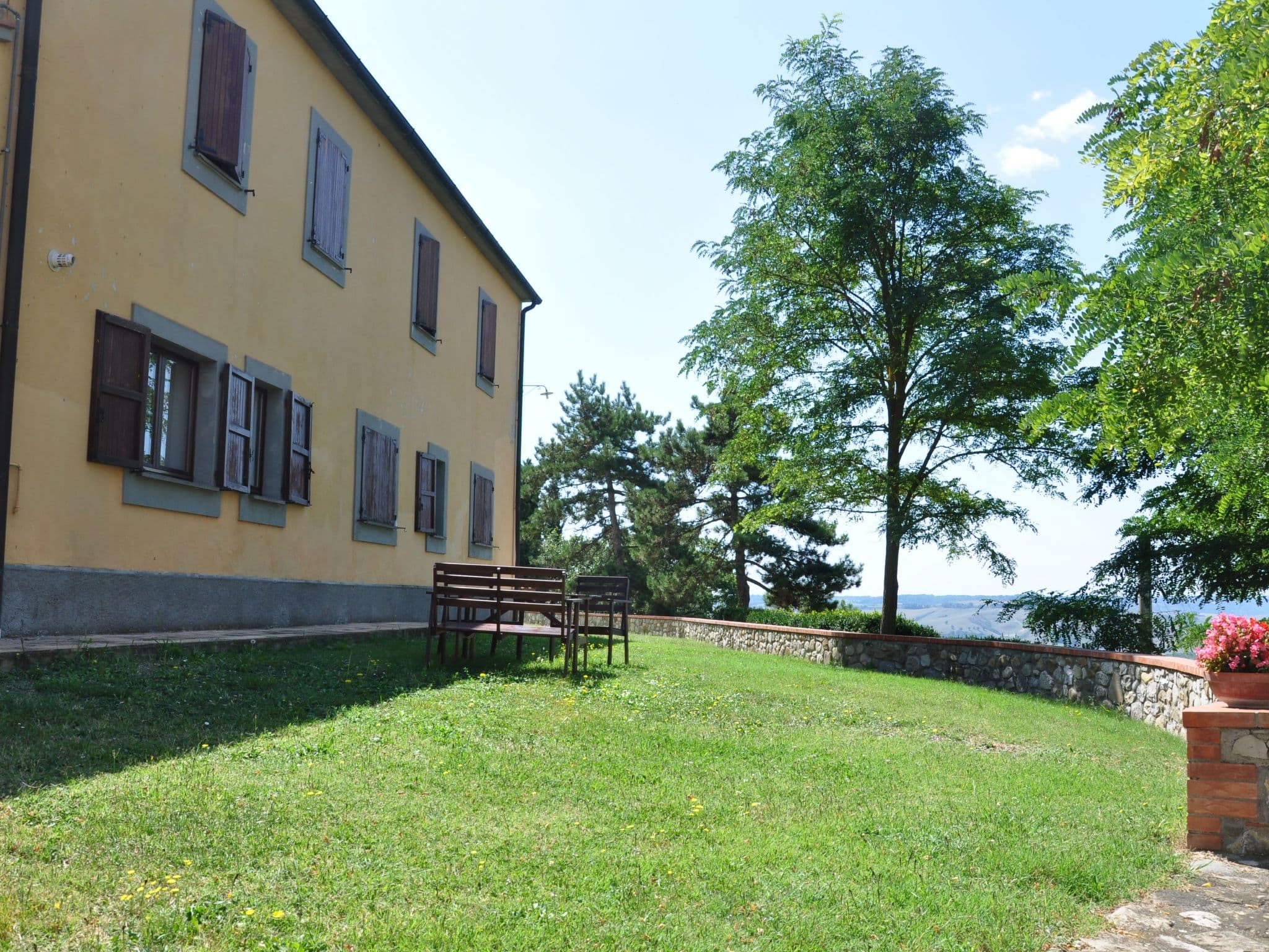 Gallery Image 13