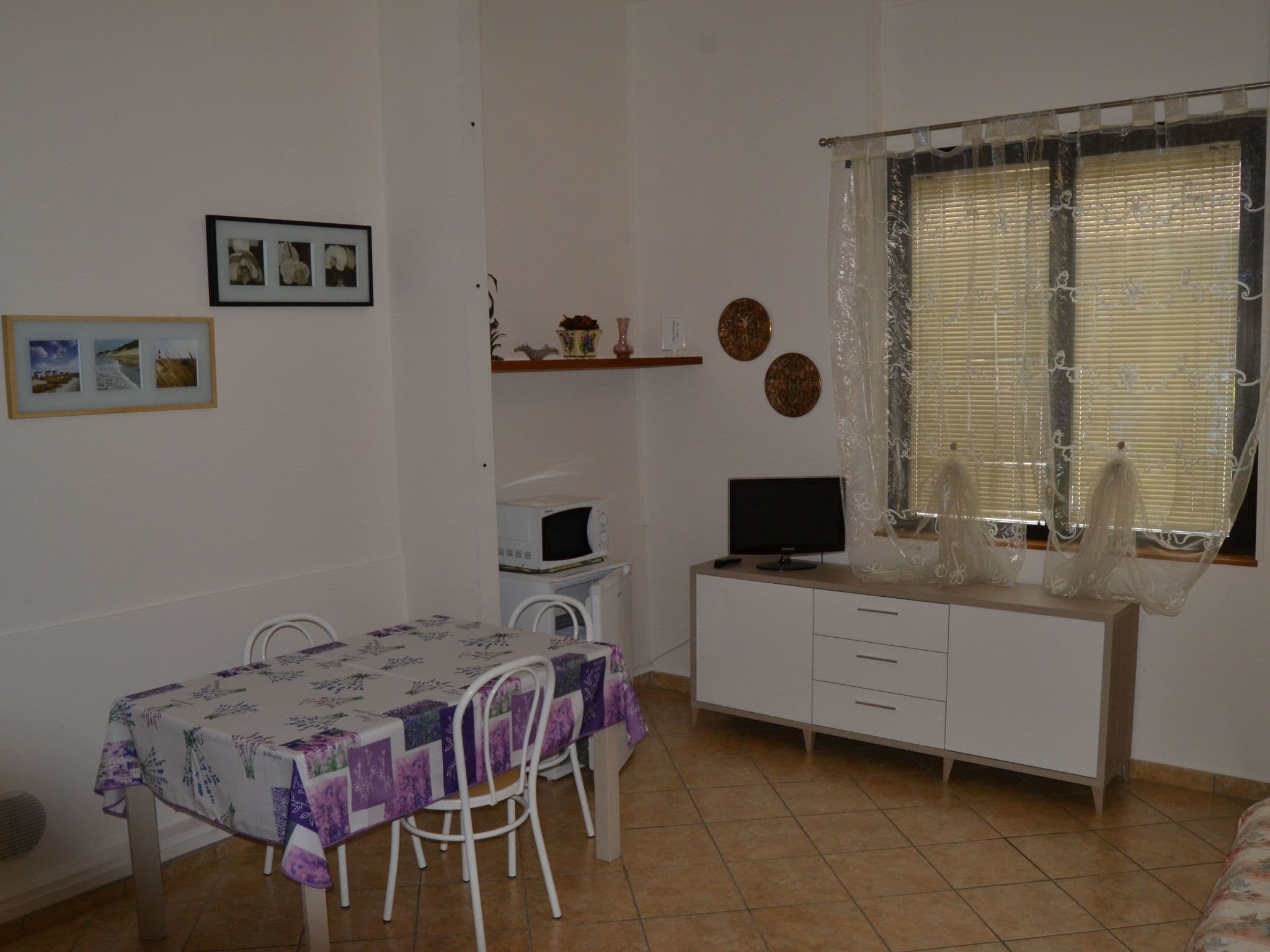 Gallery Image 17