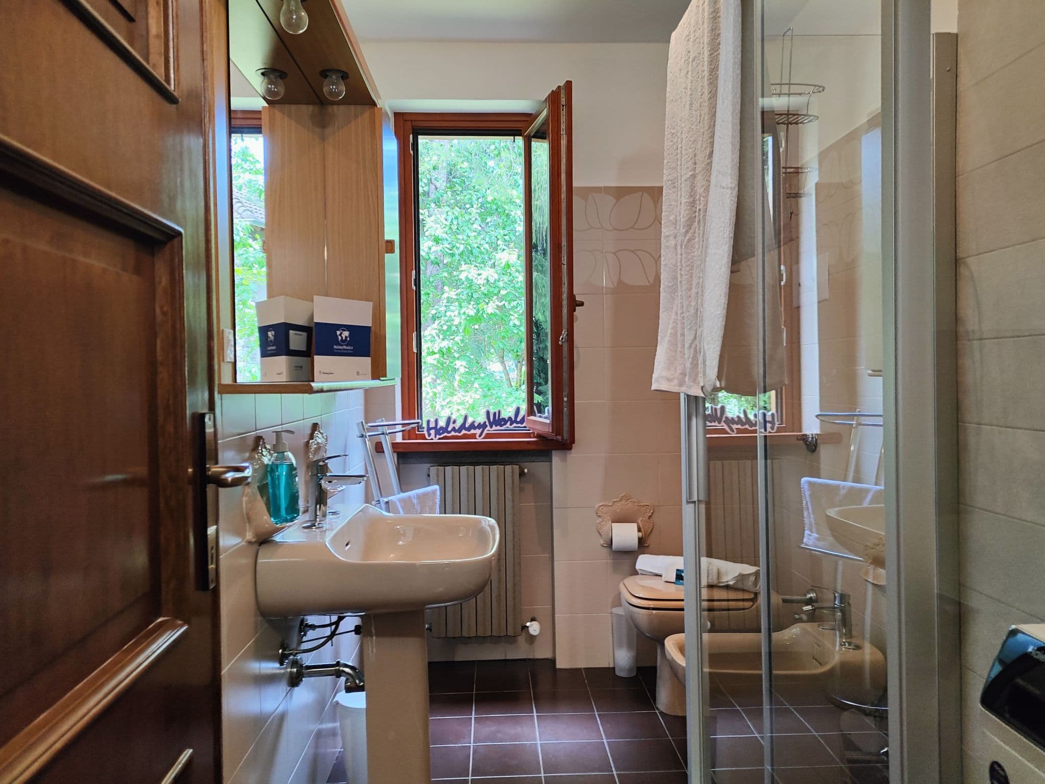 Bathroom / Wellness
