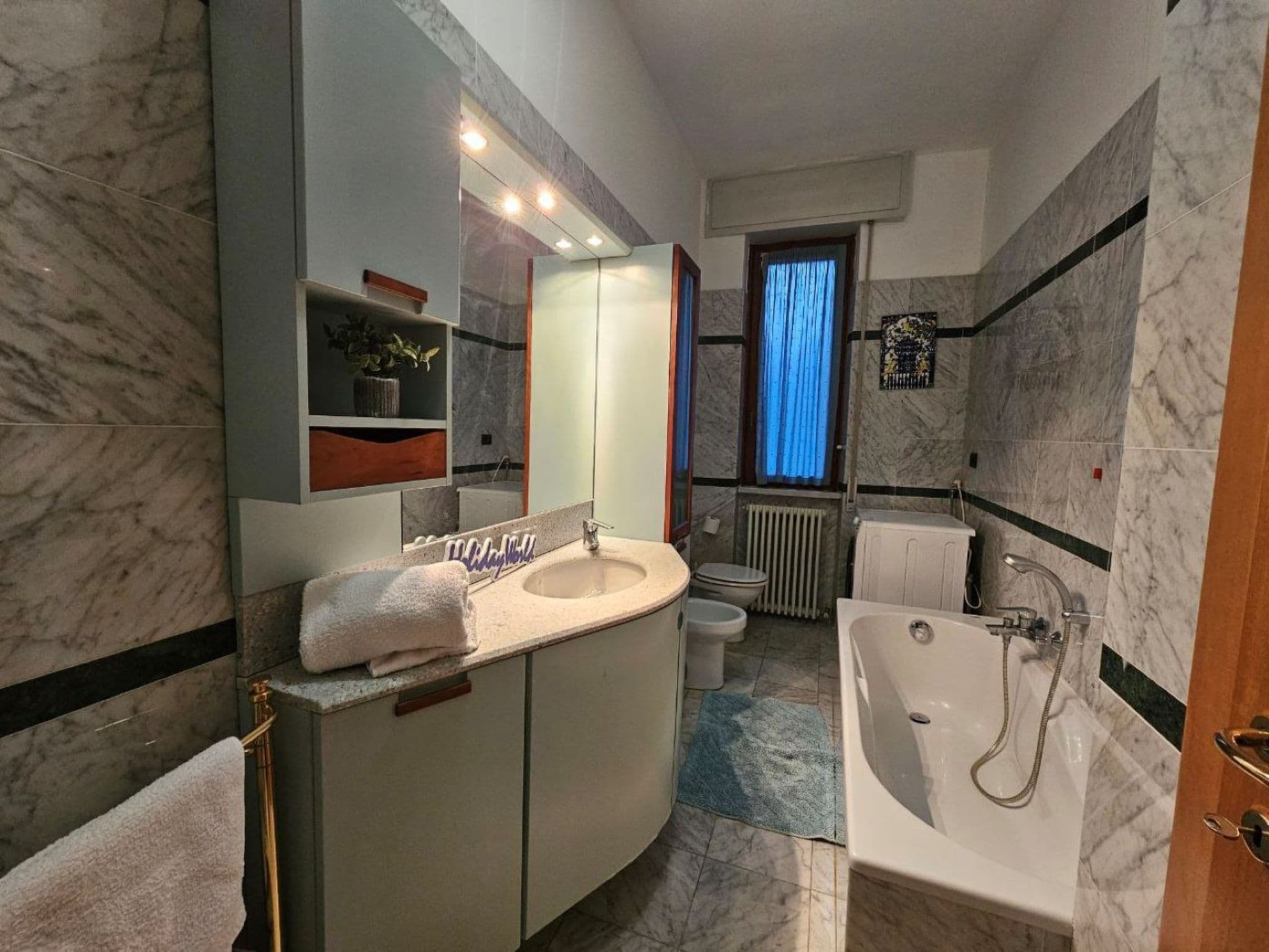 Bathroom / Wellness