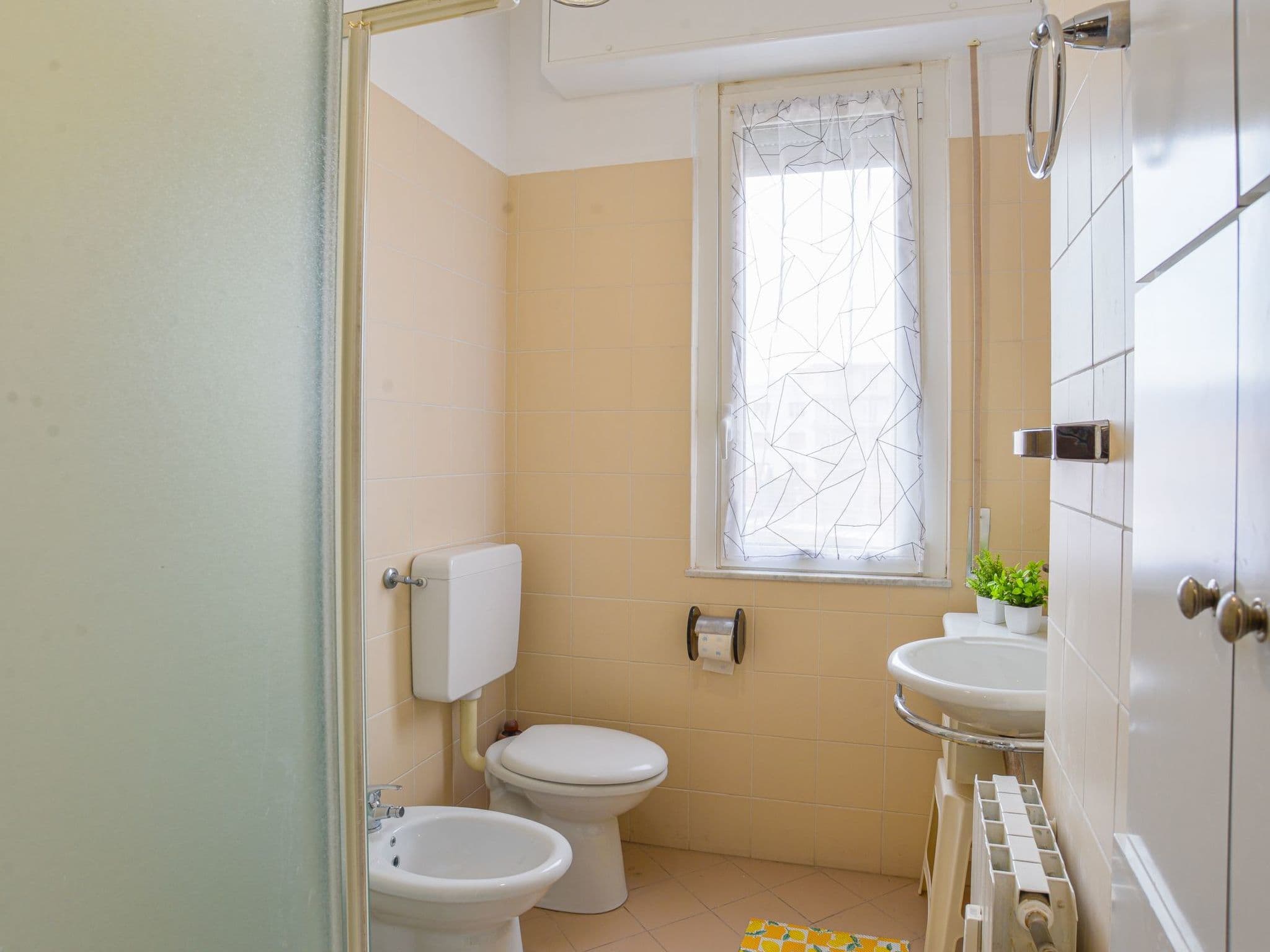 Gallery Image 21