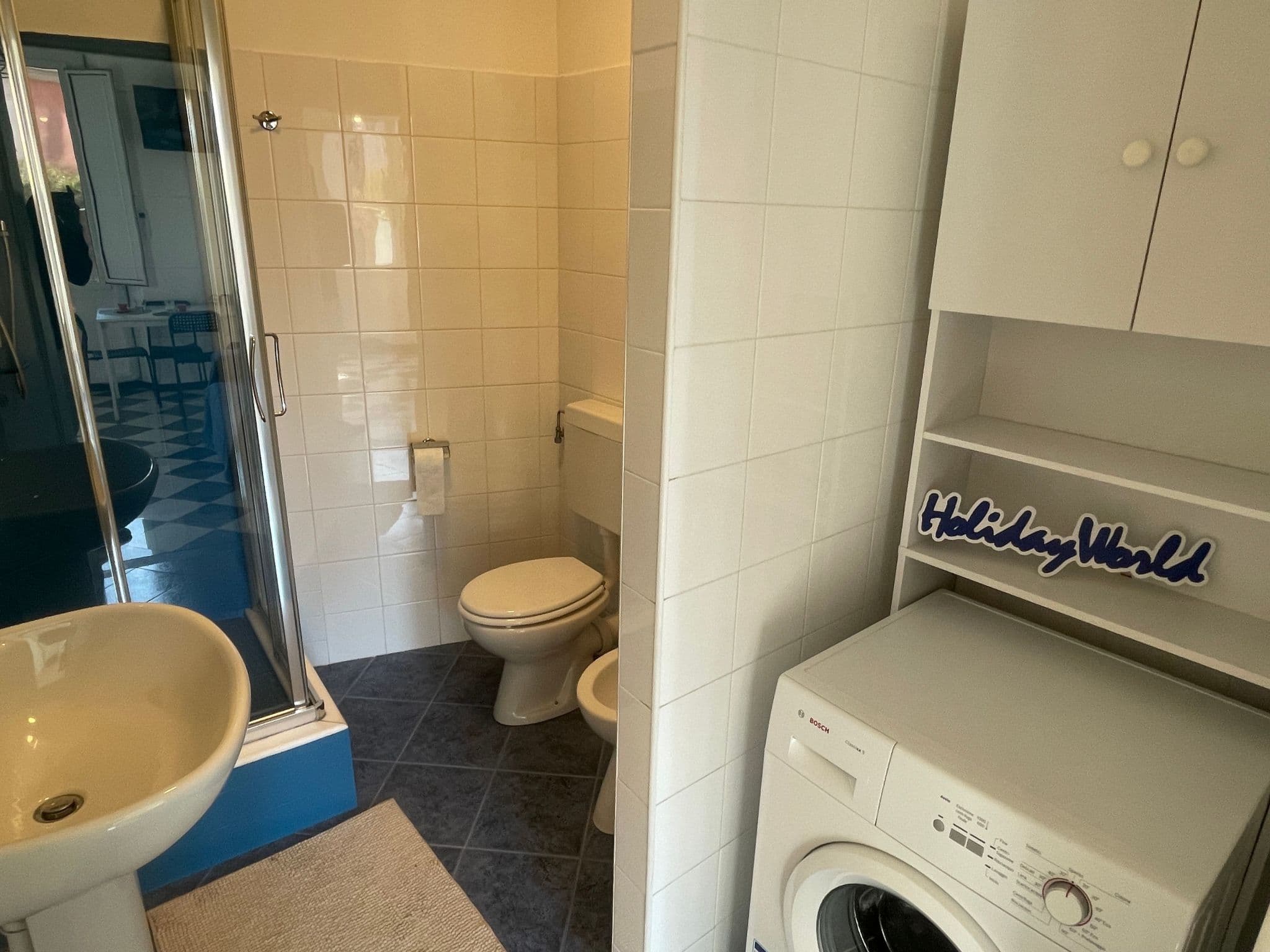 Bathroom / Wellness