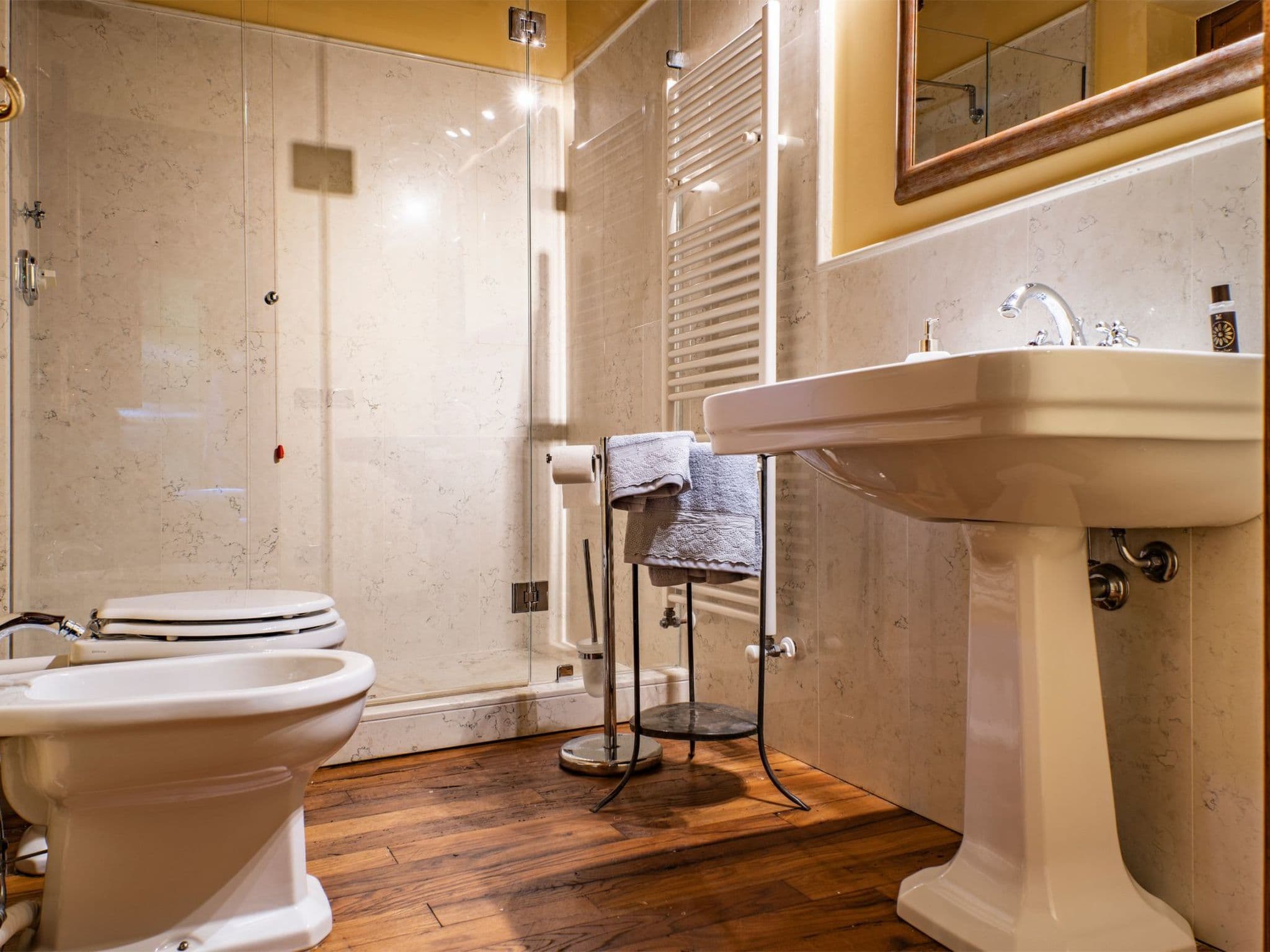 Bathroom / Wellness