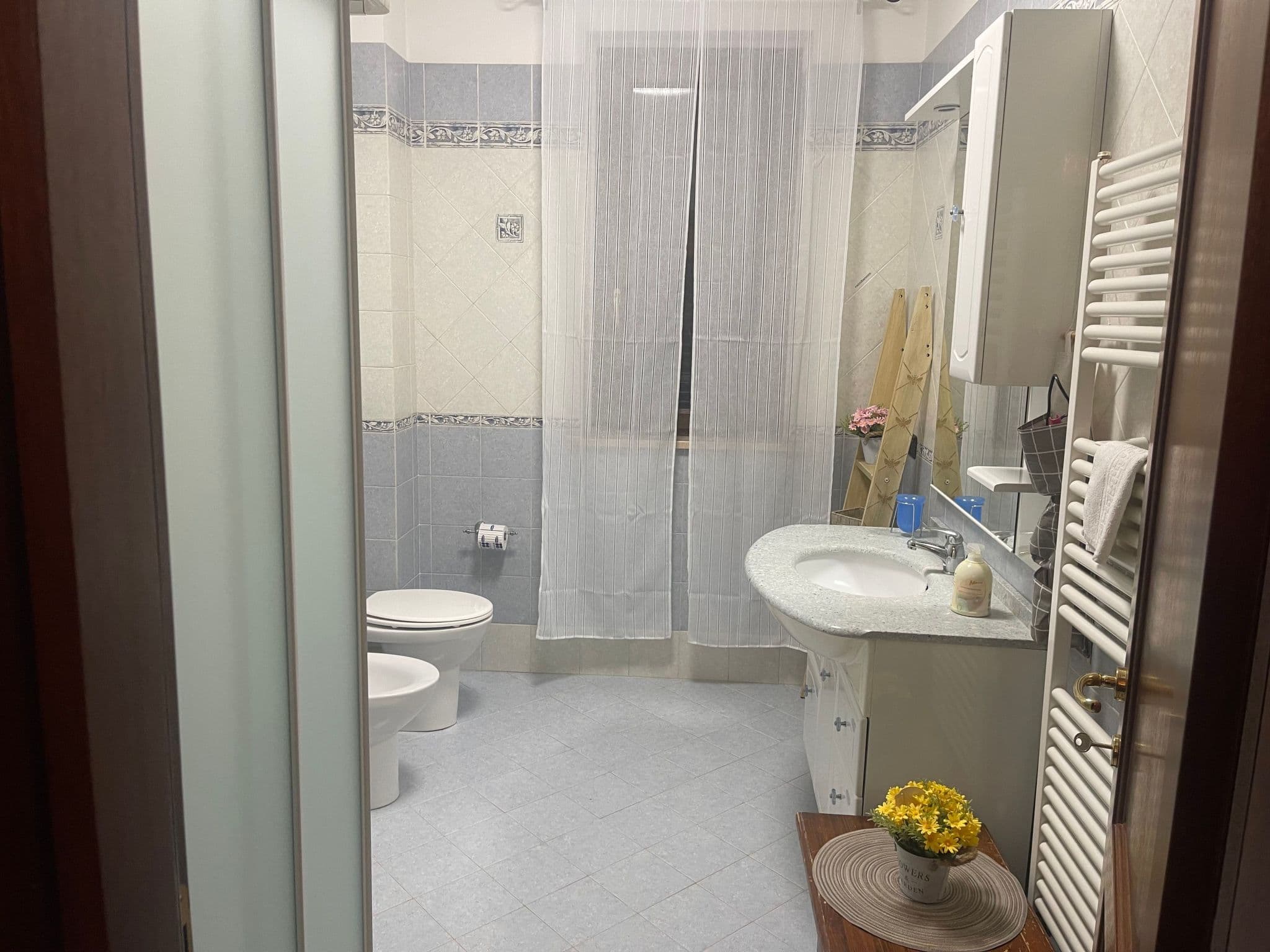 Gallery Image 60